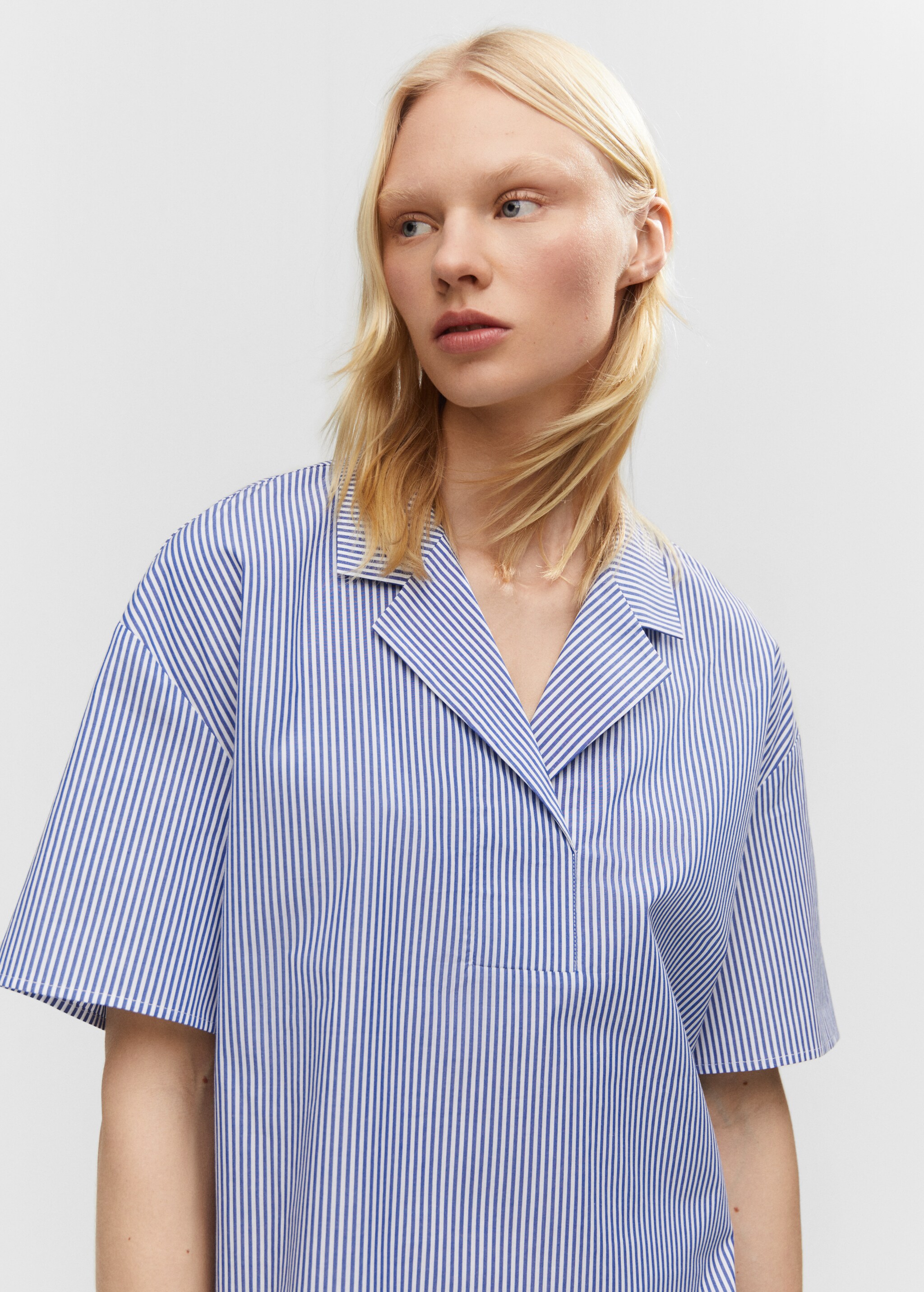 Short sleeve striped shirt - Details of the article 1