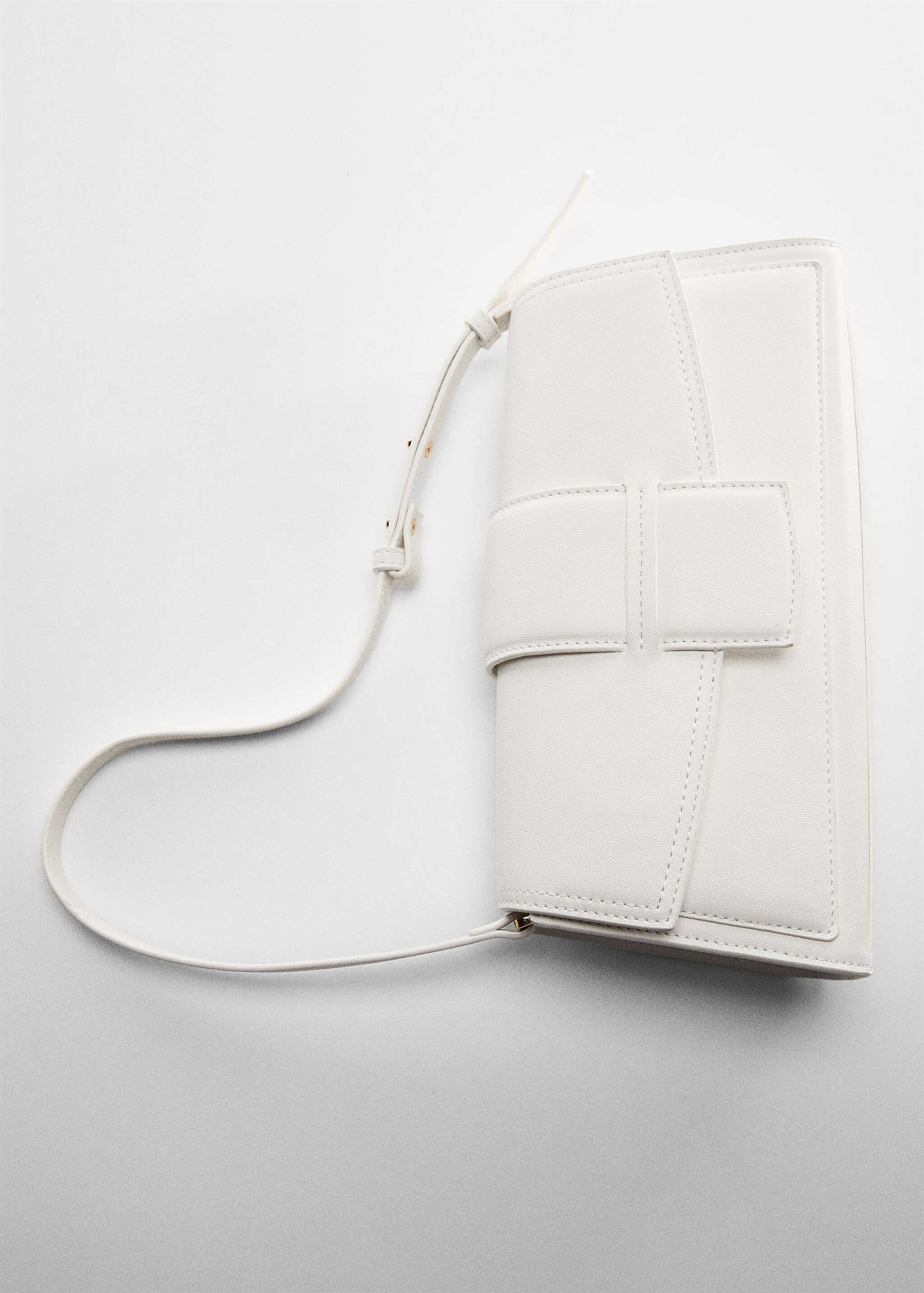 Rectangular bag with flap - Details of the article 5