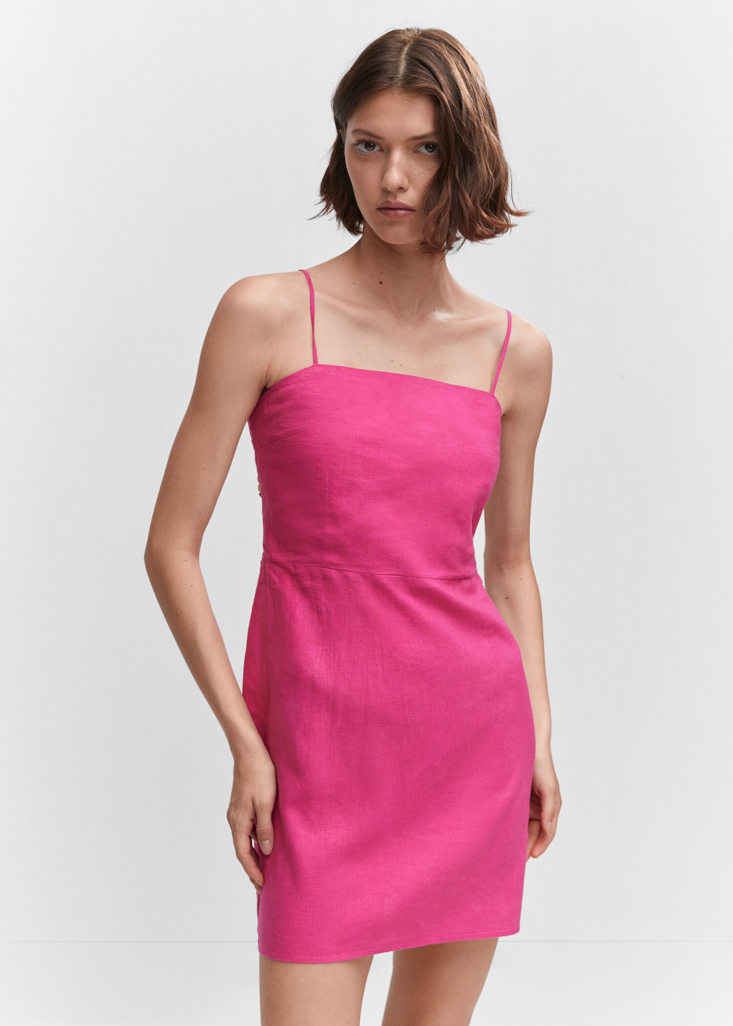 Robe lin détails perles - Plan moyen