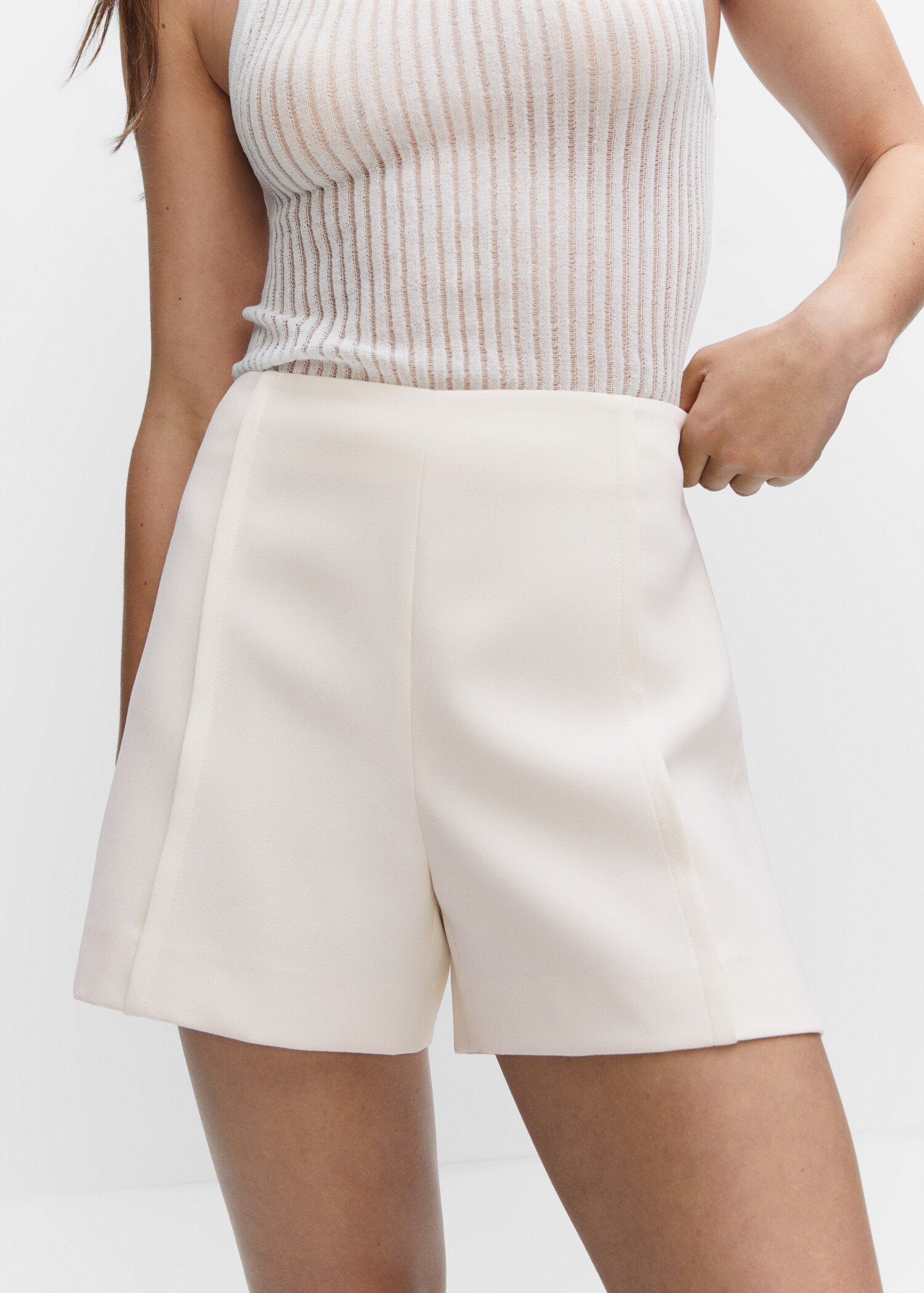 High-waist straight shorts - Medium plane