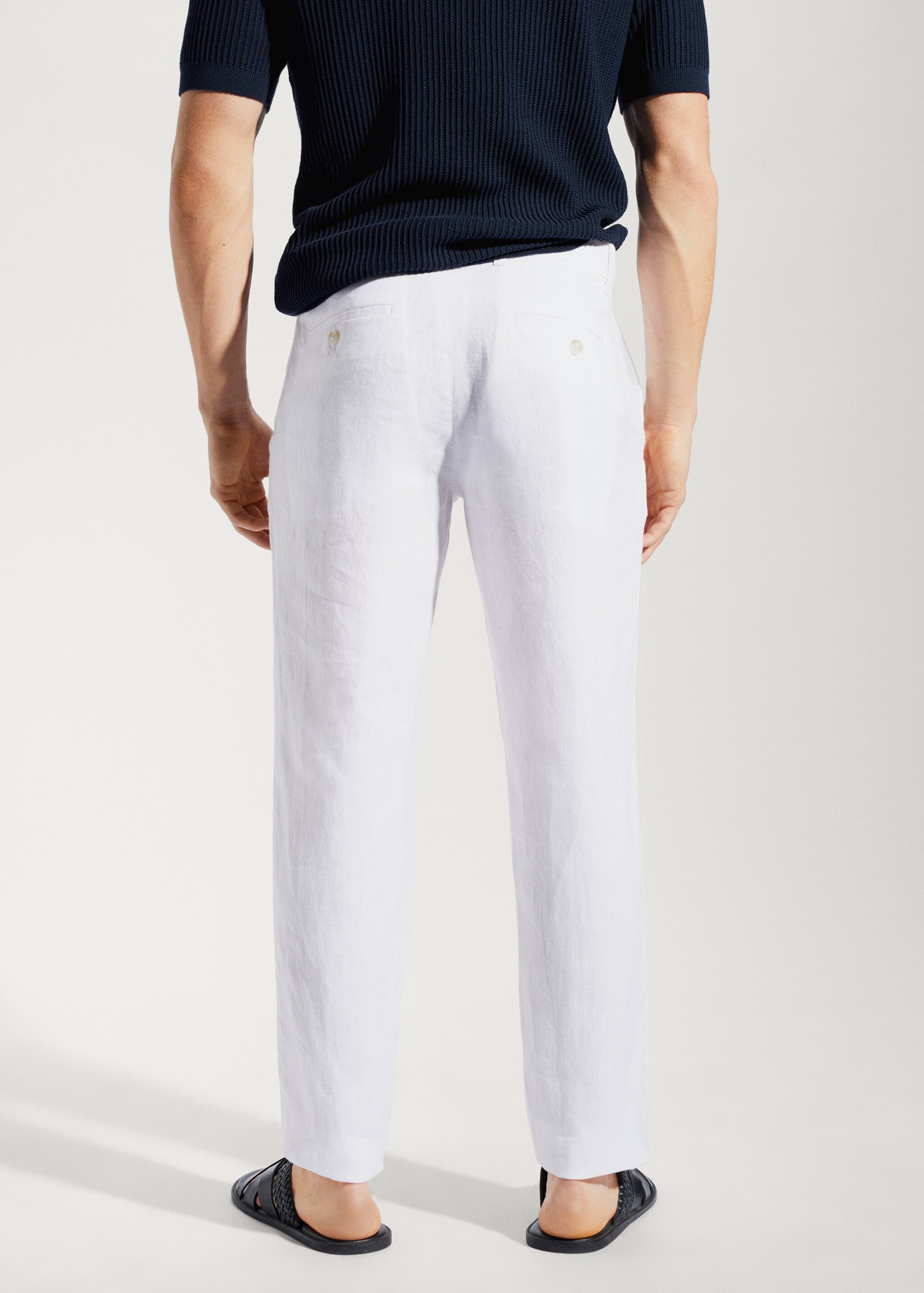 Slim-fit 100% linen trousers - Reverse of the article