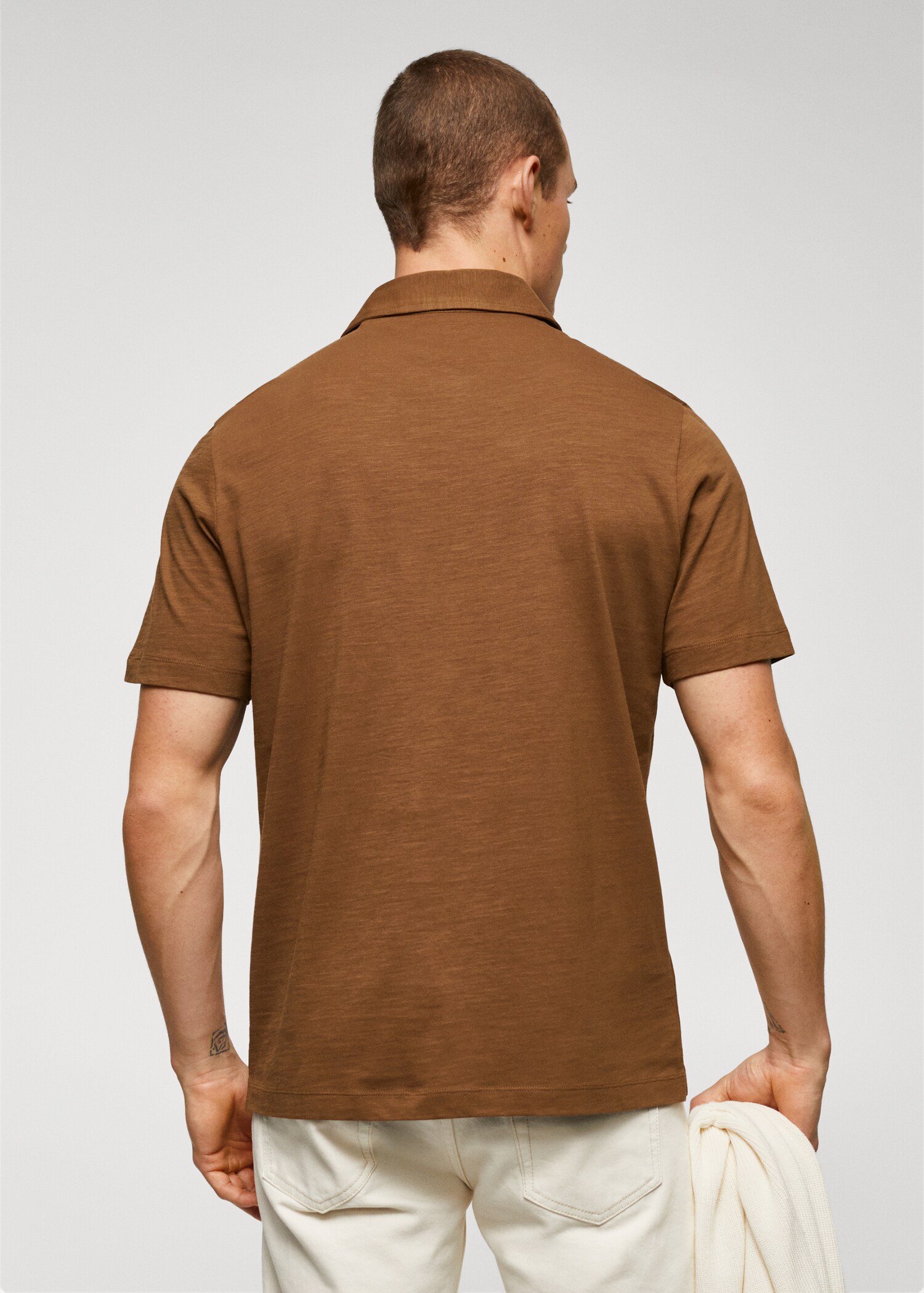 100% cotton basic polo shirt  - Reverse of the article