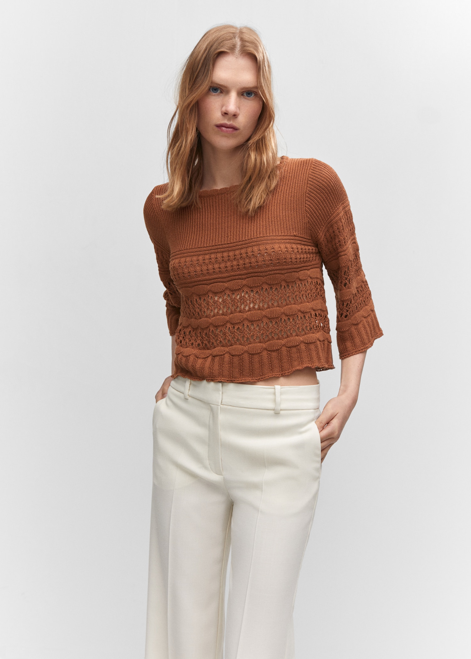 Openwork sweater with flared sleeves - Medium plane