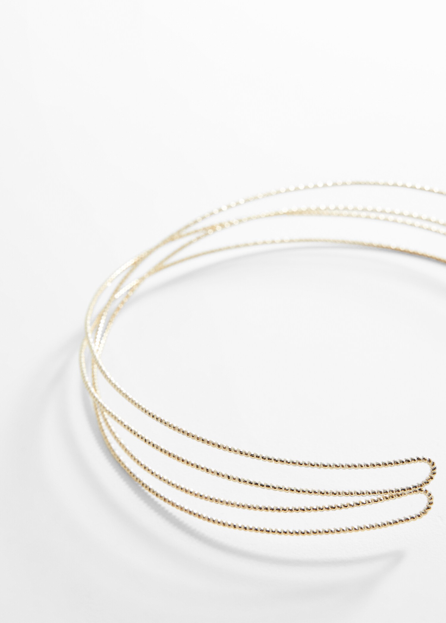 Collar entrelazado - Plano medio