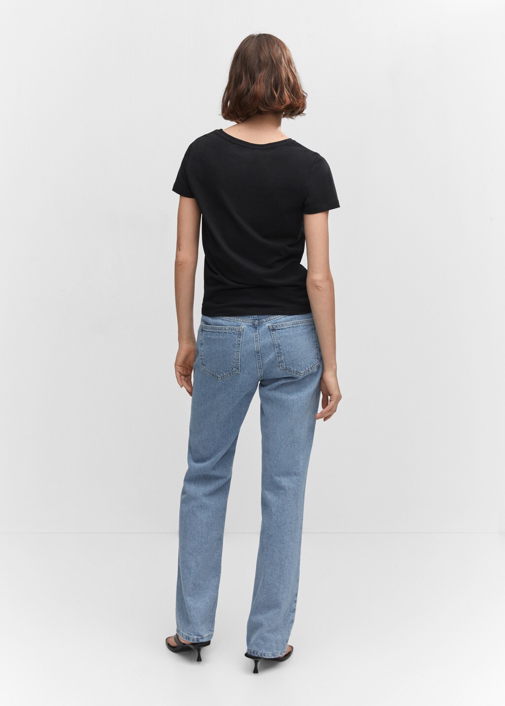 Metallic logo T-shirt - Women | MANGO China