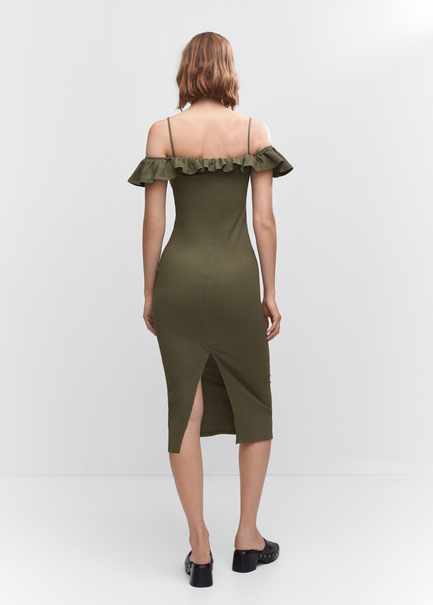 Textured ruffled dress - Reverse of the article
