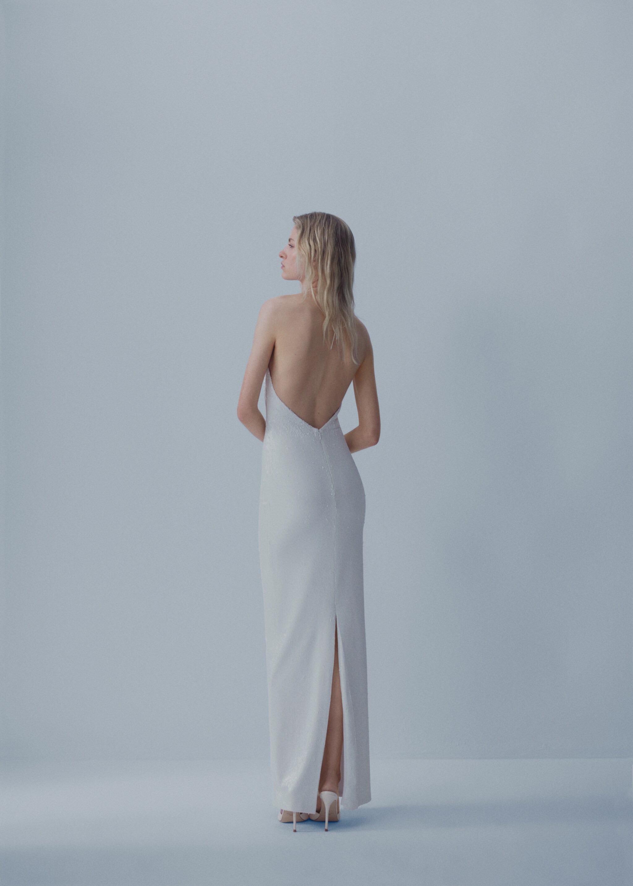 Vestido lentejuelas maxi flor - Reverso del artículo, Blanco. Ref: 57001098-00.