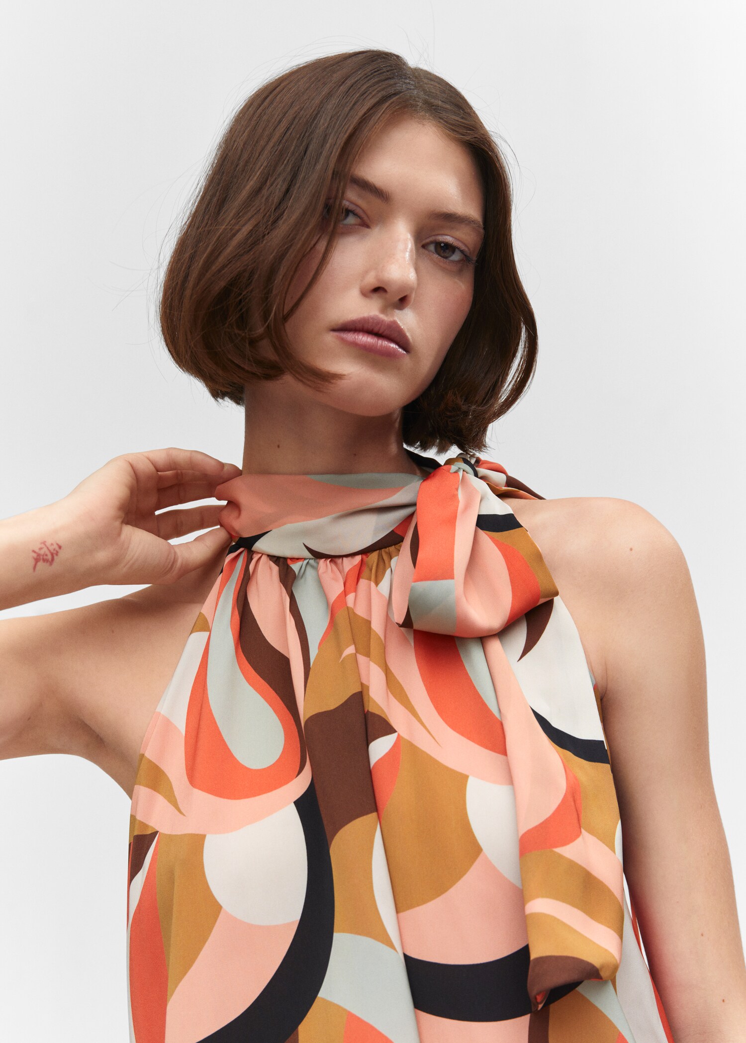 Blusa lazo cuello halter - Detalle del artículo 1