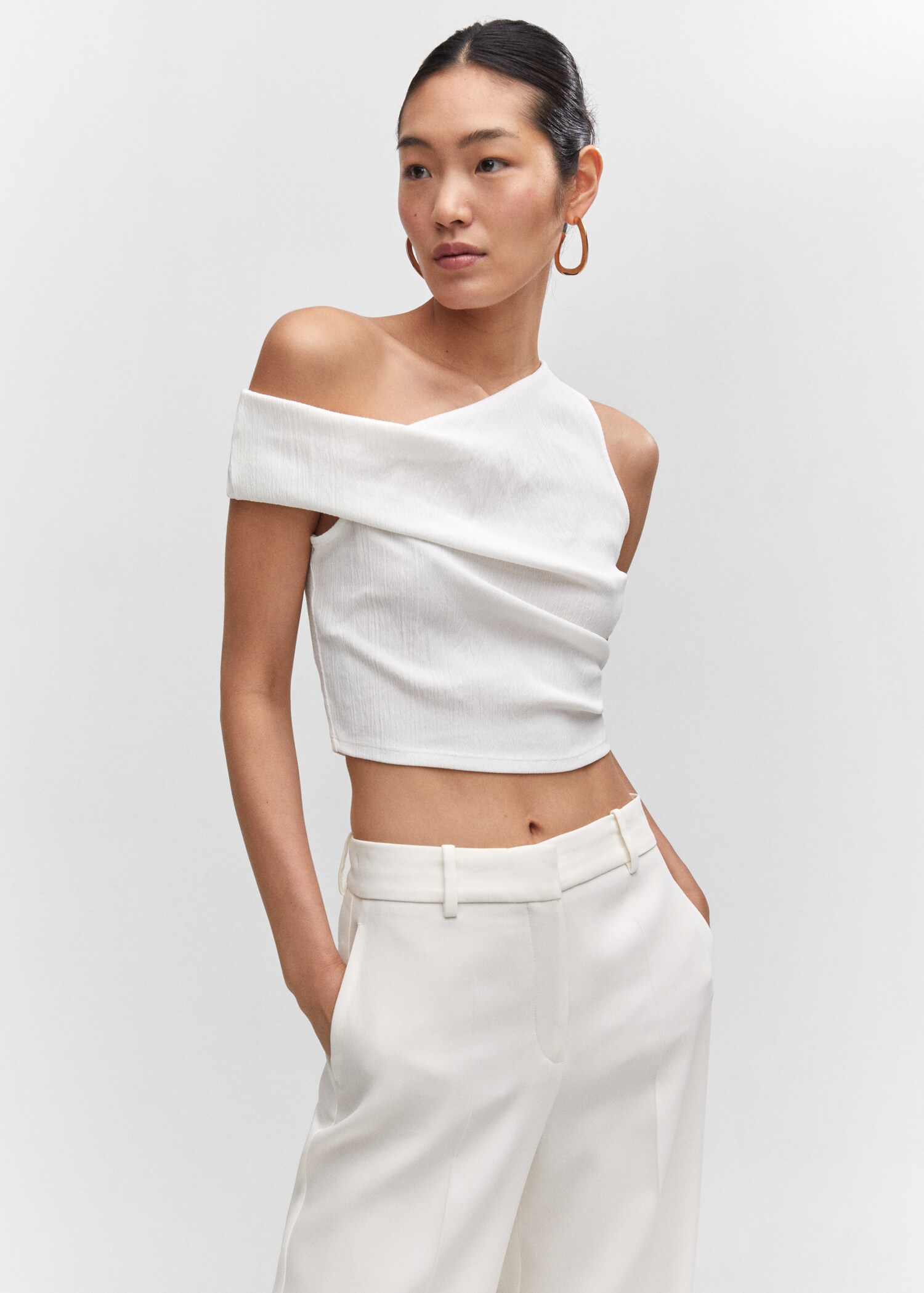 Asymmetrical textured top - Medium plane