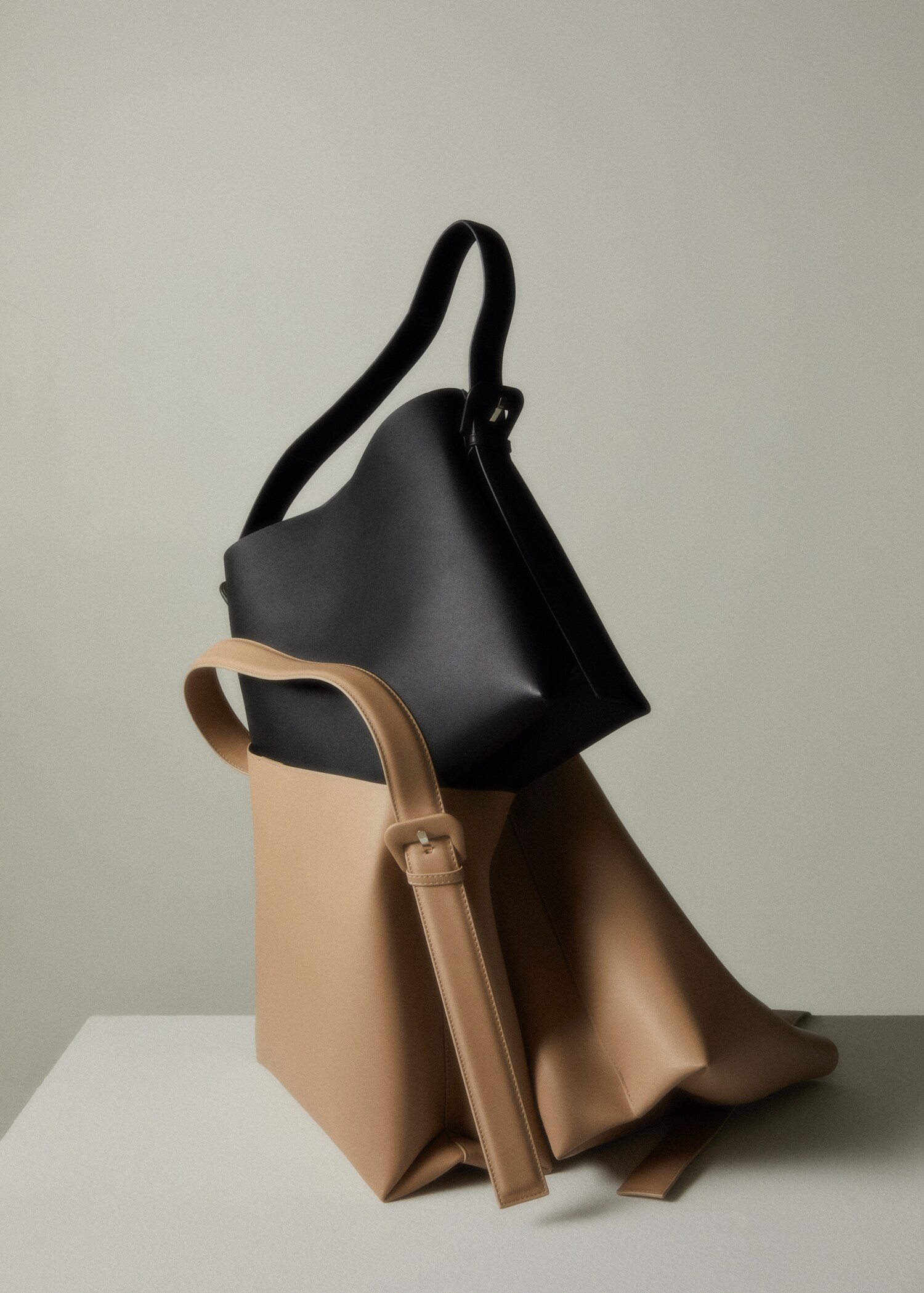 Bolso shopper detalle hebilla - Detalle del artículo 8