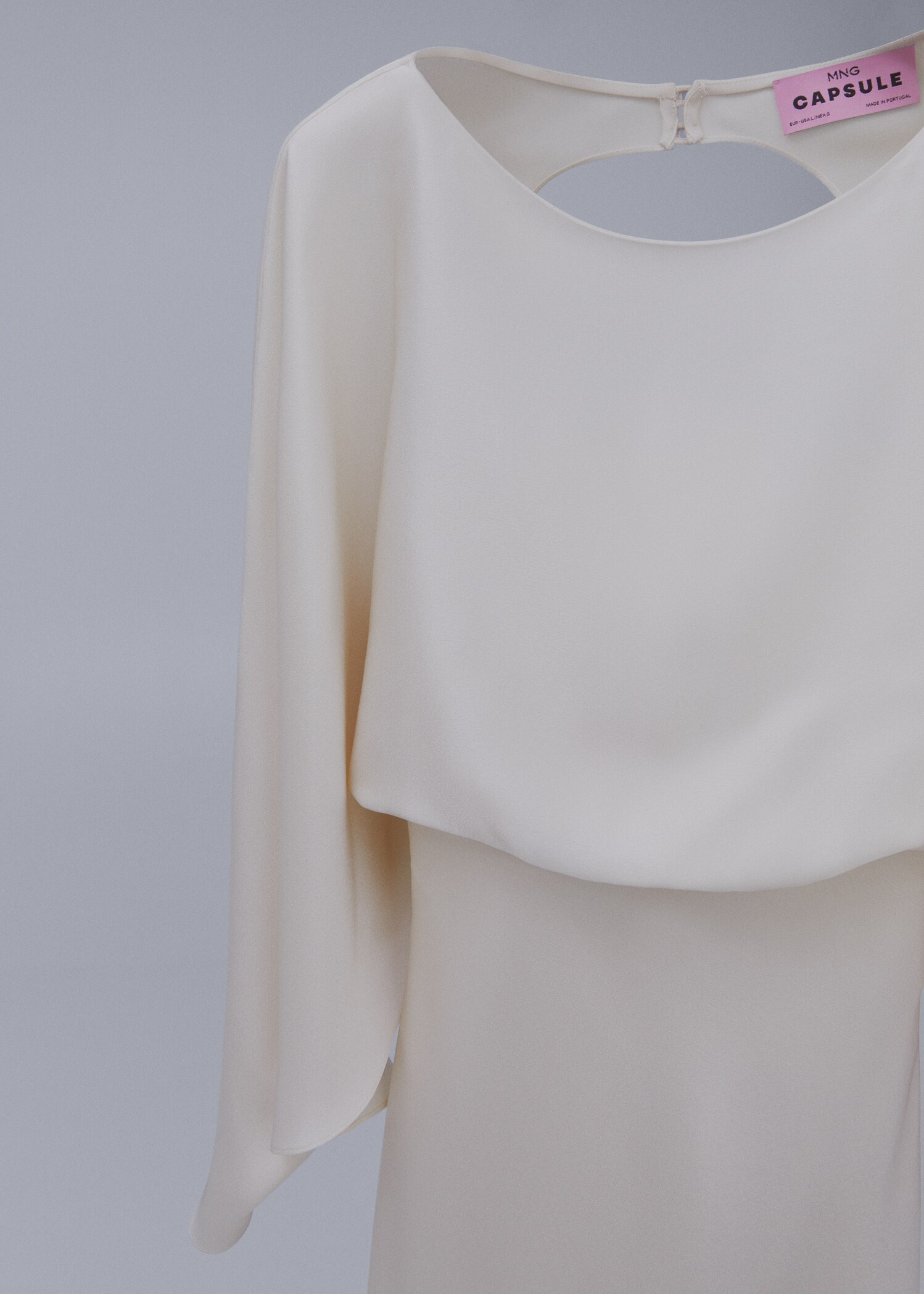Lingerie dress with cloak detail - Details of the article 8