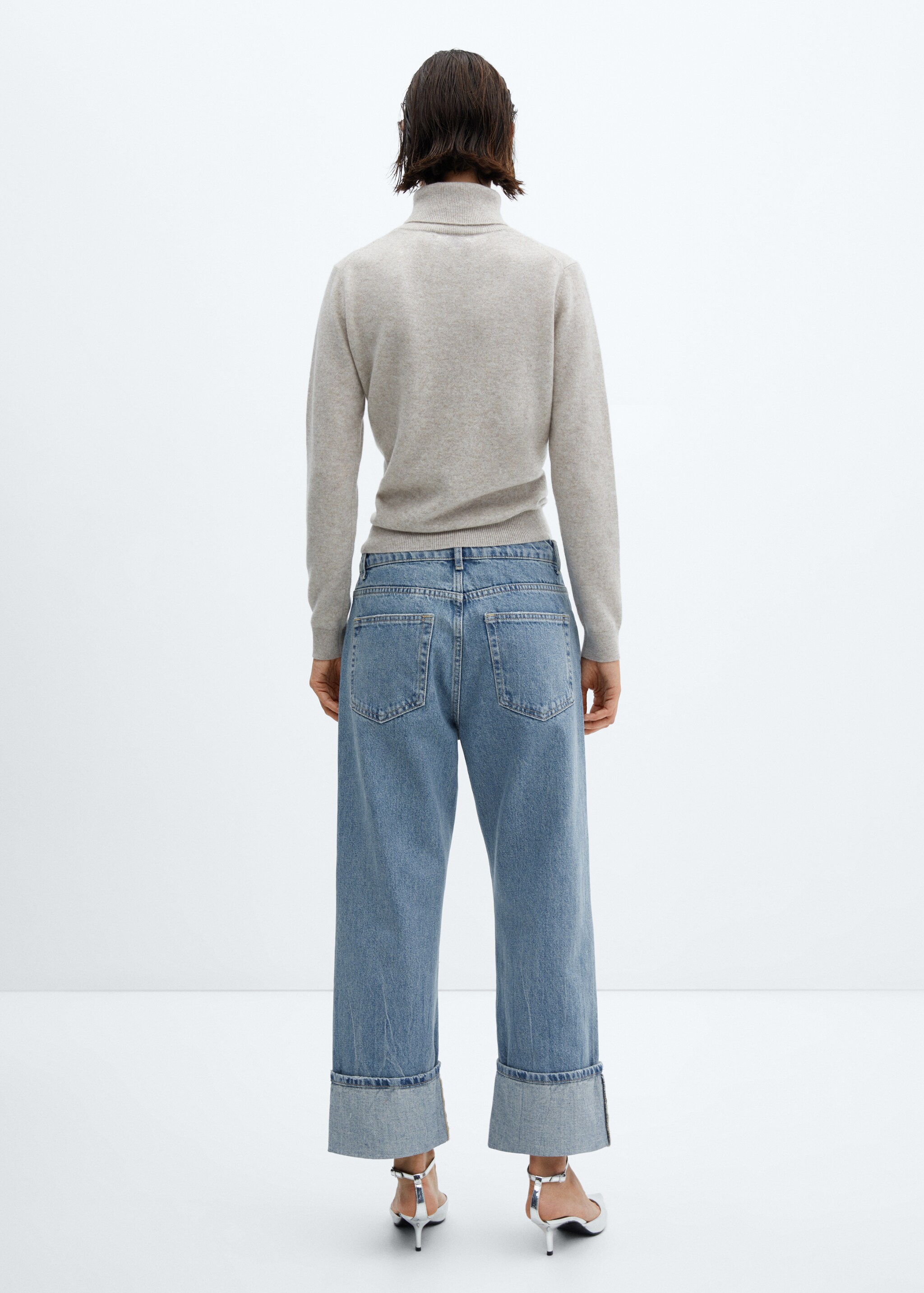 Wideleg jeans with turned-up hem - Reverse of the article