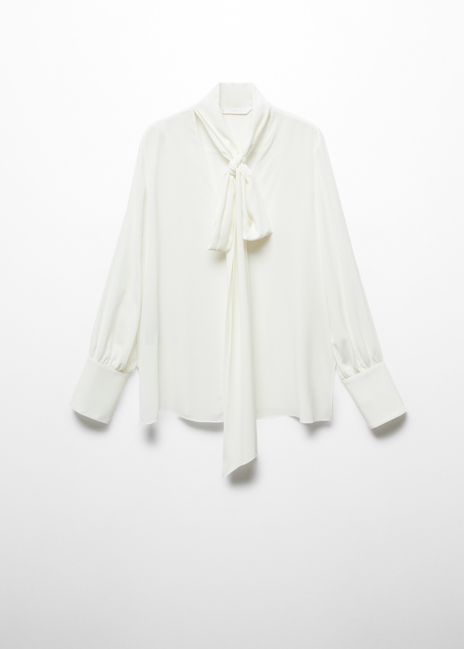 Blusa lazo cuello - Artículo sin modelo