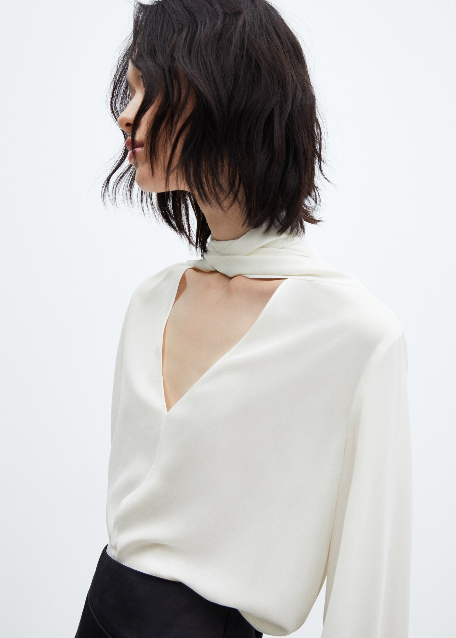 Blusa lazo cuello - Detalle del artículo 1