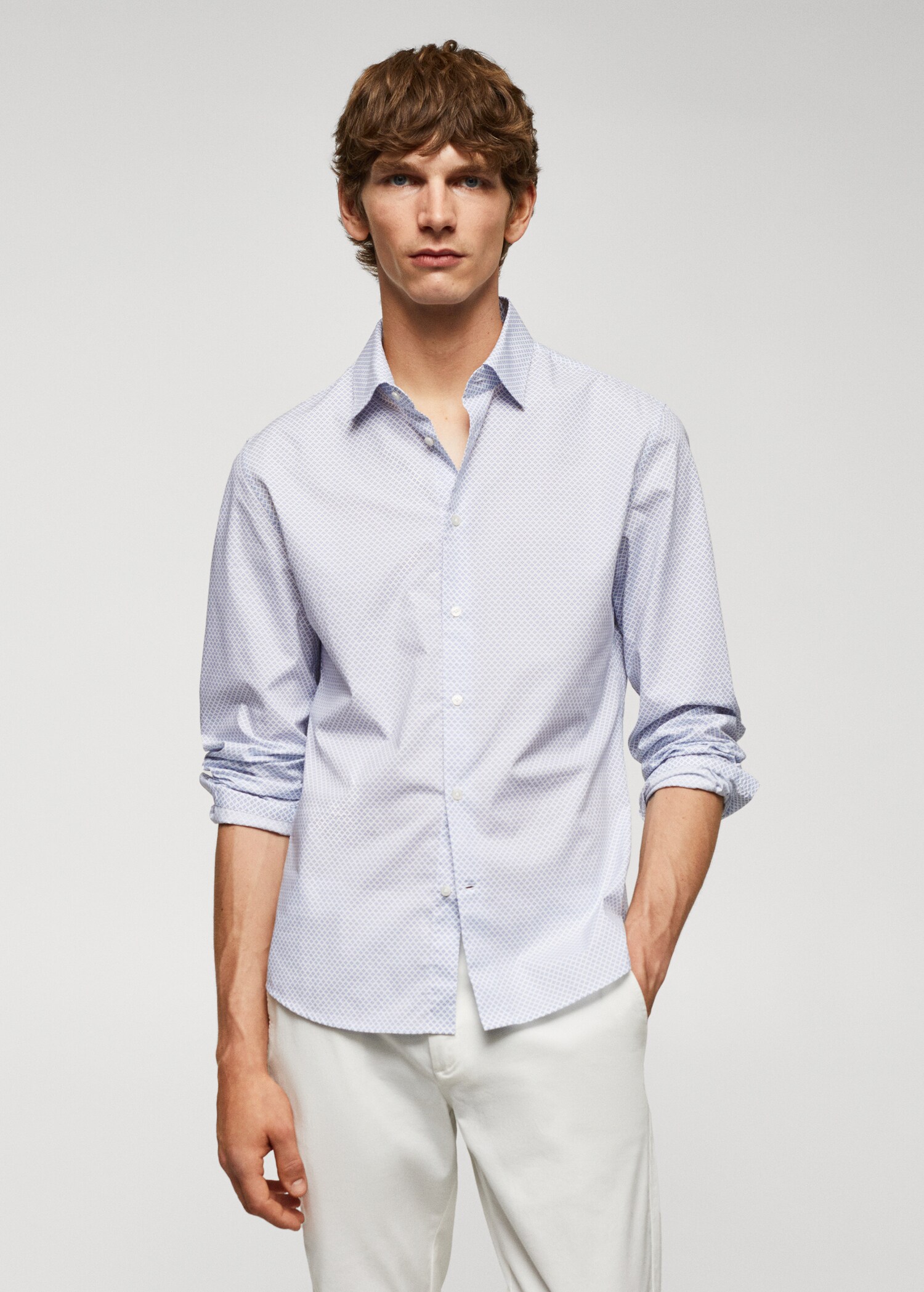 Camisa 100% algodón estampada - Plano medio