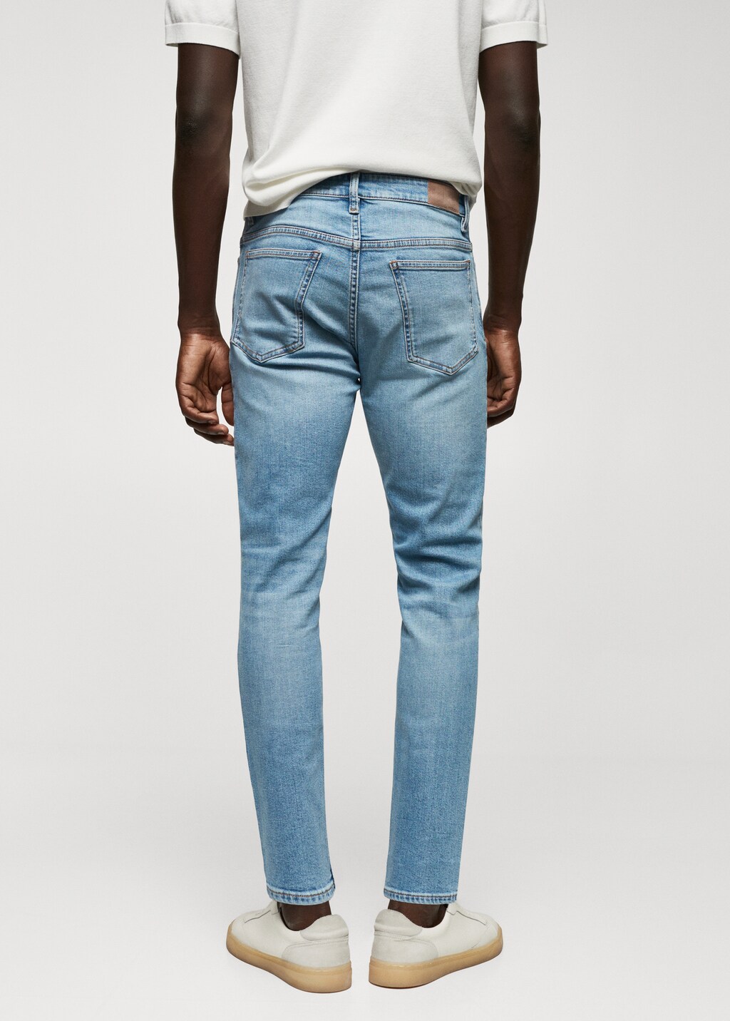Tom tapered cropped jeans - Men | MANGO Niger