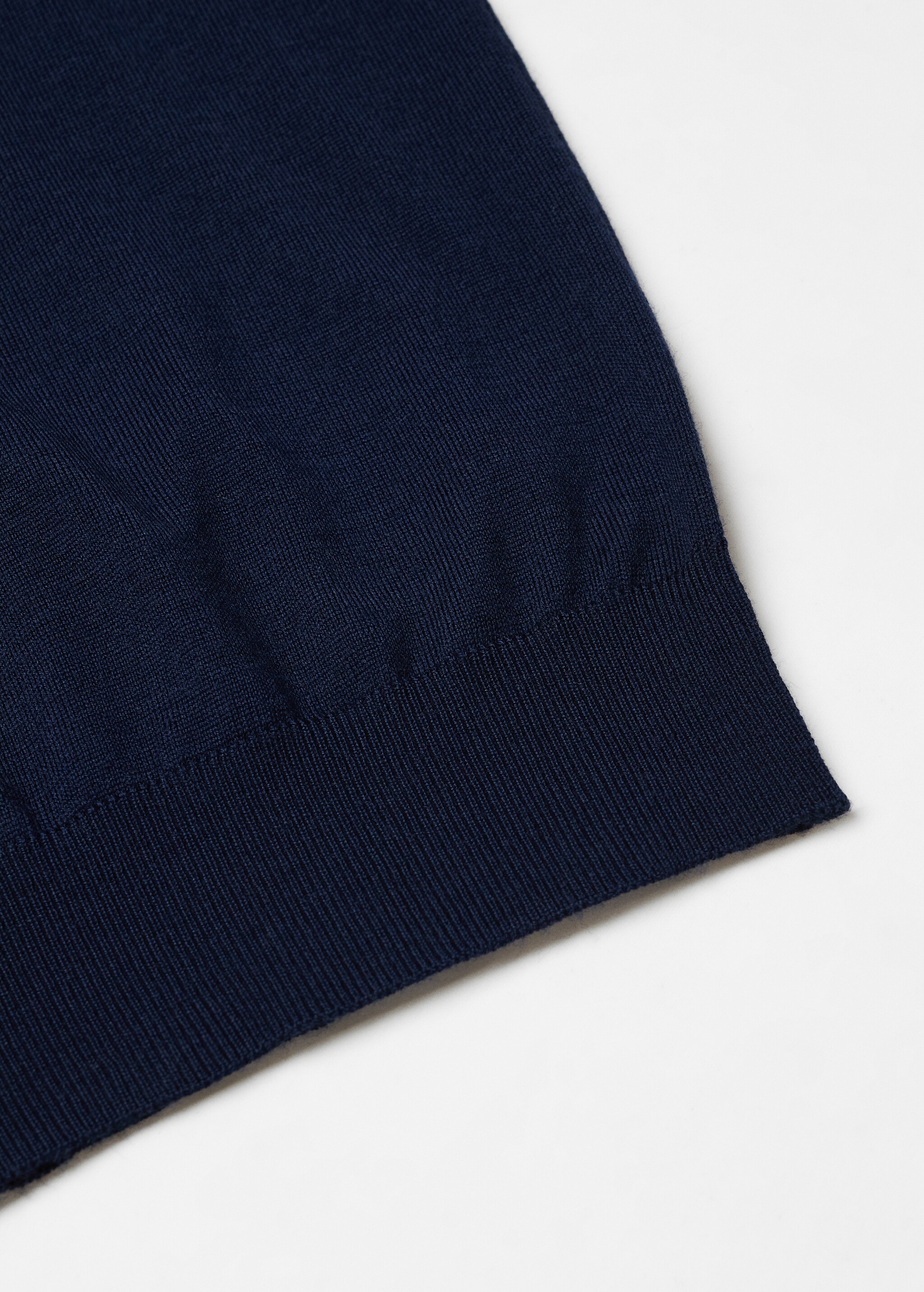 100% merino wool turtleneck sweater - Details of the article 8