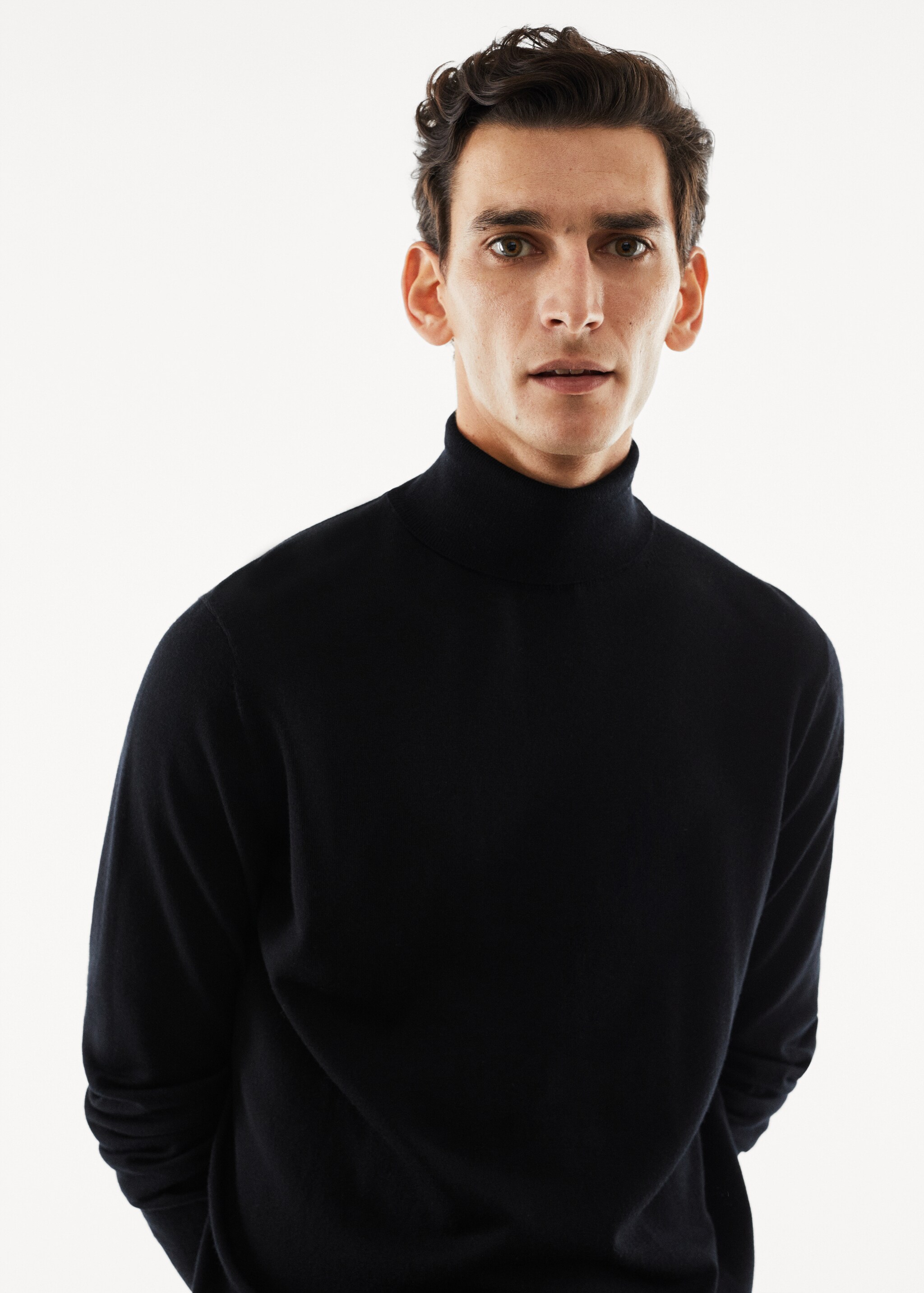 100% merino wool turtleneck sweater - Details of the article 1
