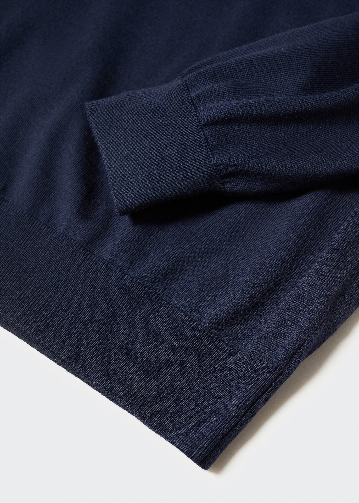 100% merino wool sweater with zip-neck - Details of the article 8
