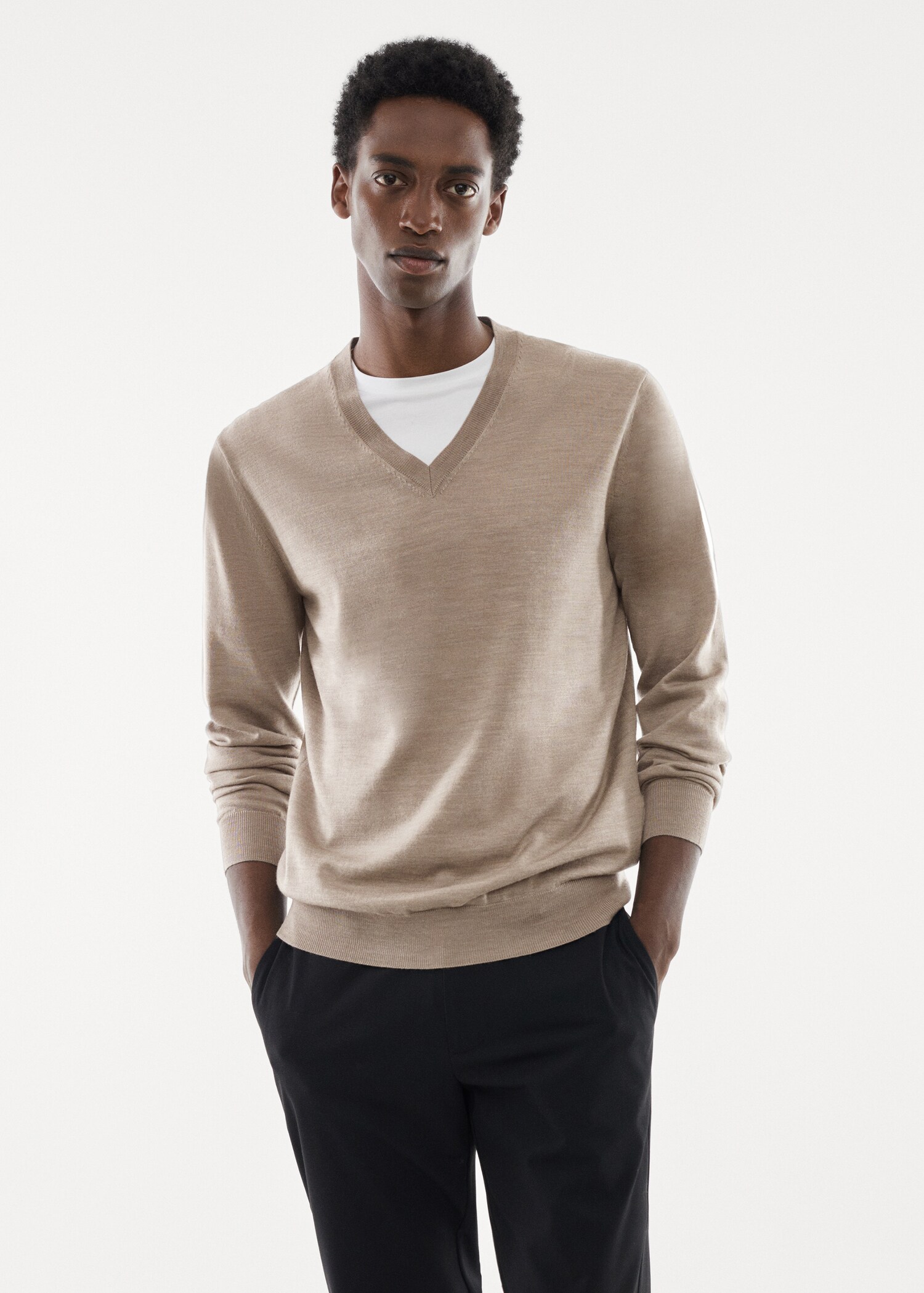 100% merino wool V-neck sweater Men MANGO Niger