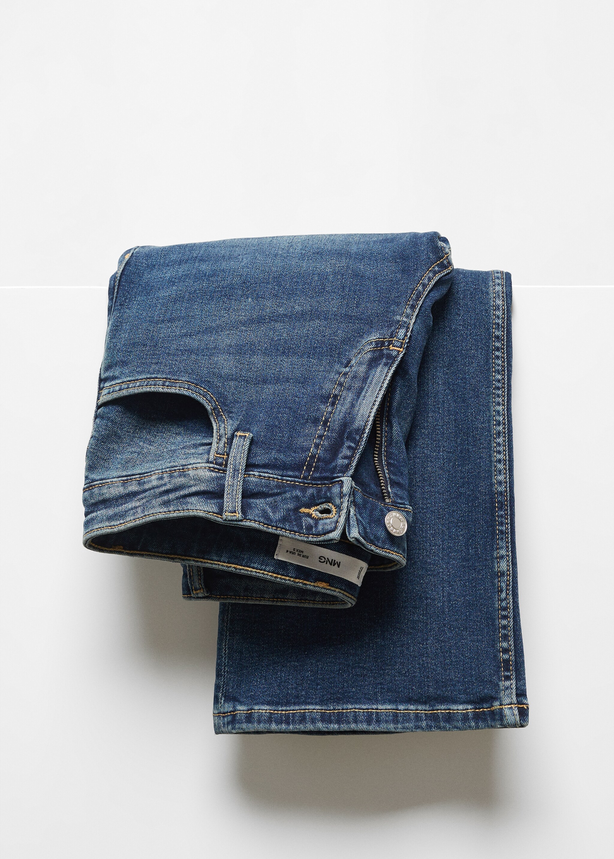 Jeans flare taille basse - Details of the article 8