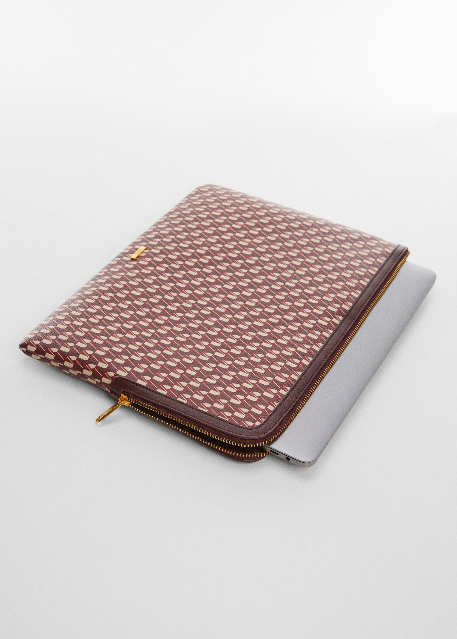 Laptop case with printed logo  - Details of the article 1