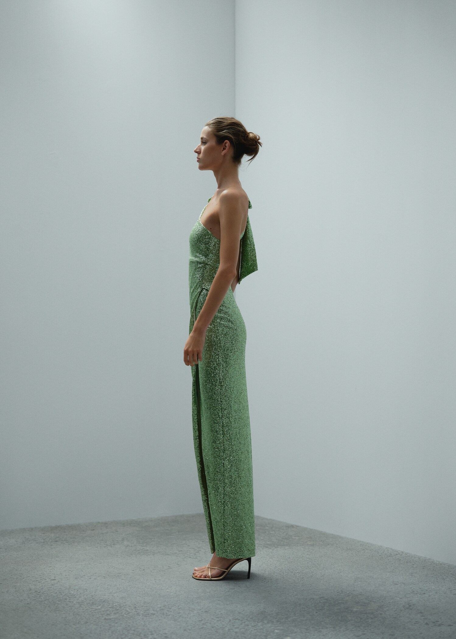 Robe asymétrique sequins nœud - Détail de l'article 2