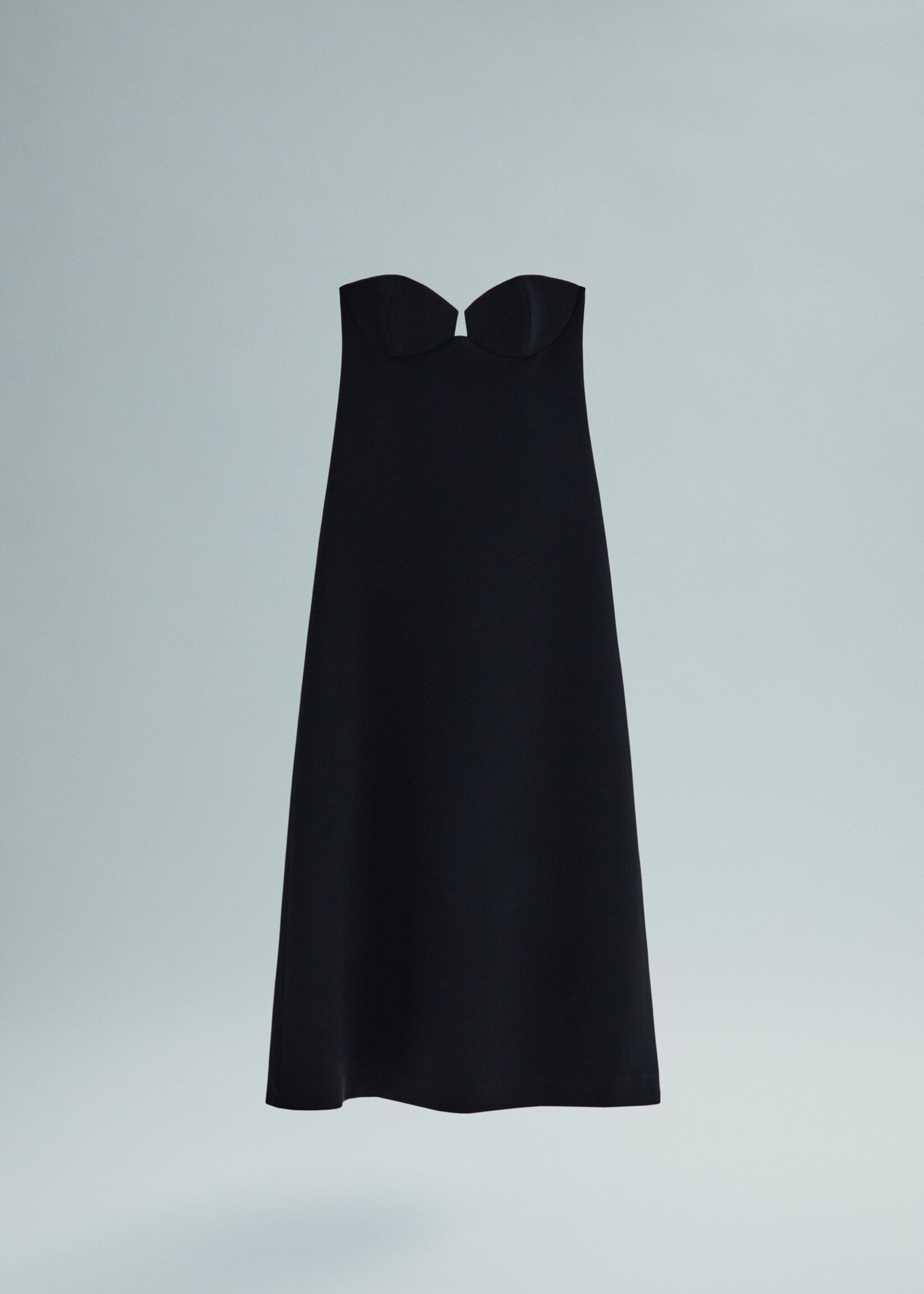 Strapless dress with sweetheart neckline - Article without model