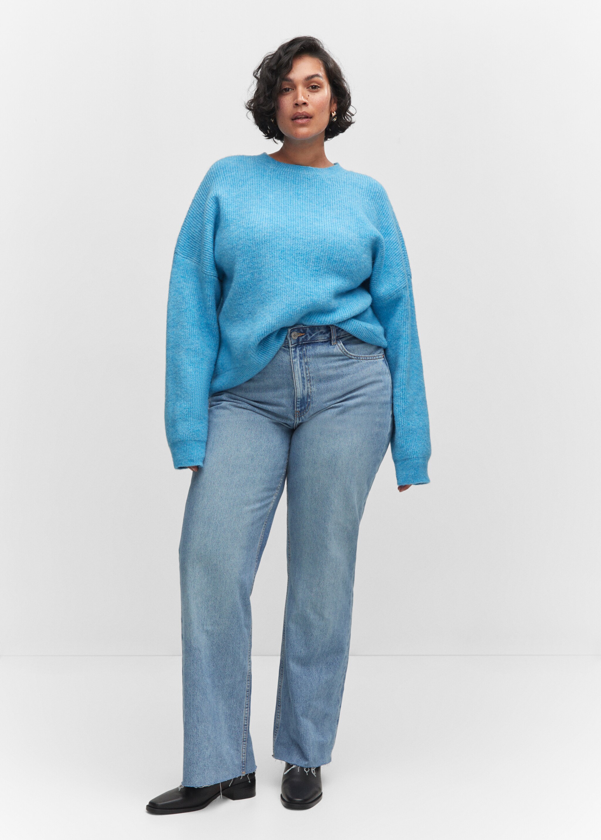 Oversized sweater with dropped shoulders - Details of the article 3