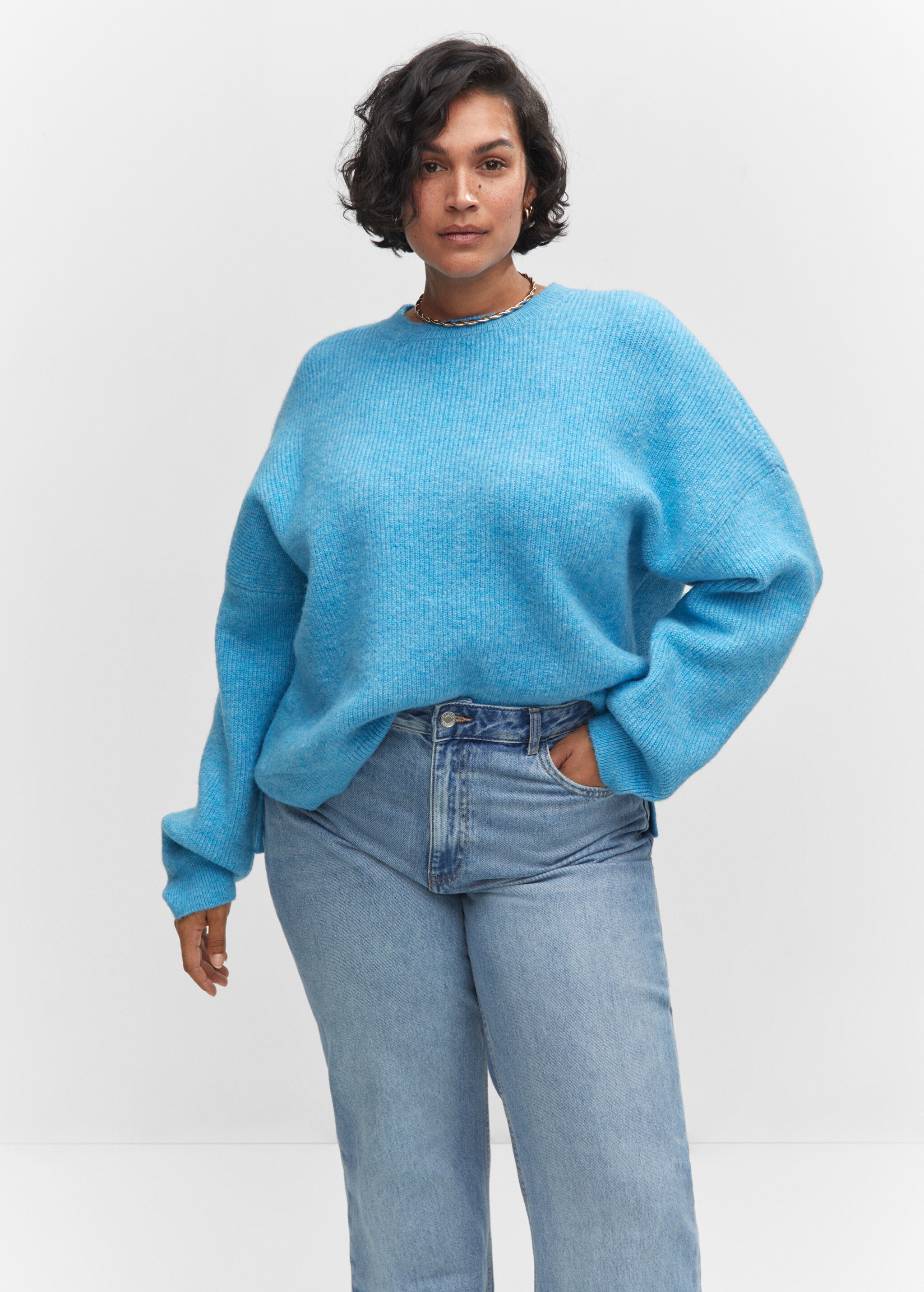 Oversized sweater with dropped shoulders - Details of the article 5