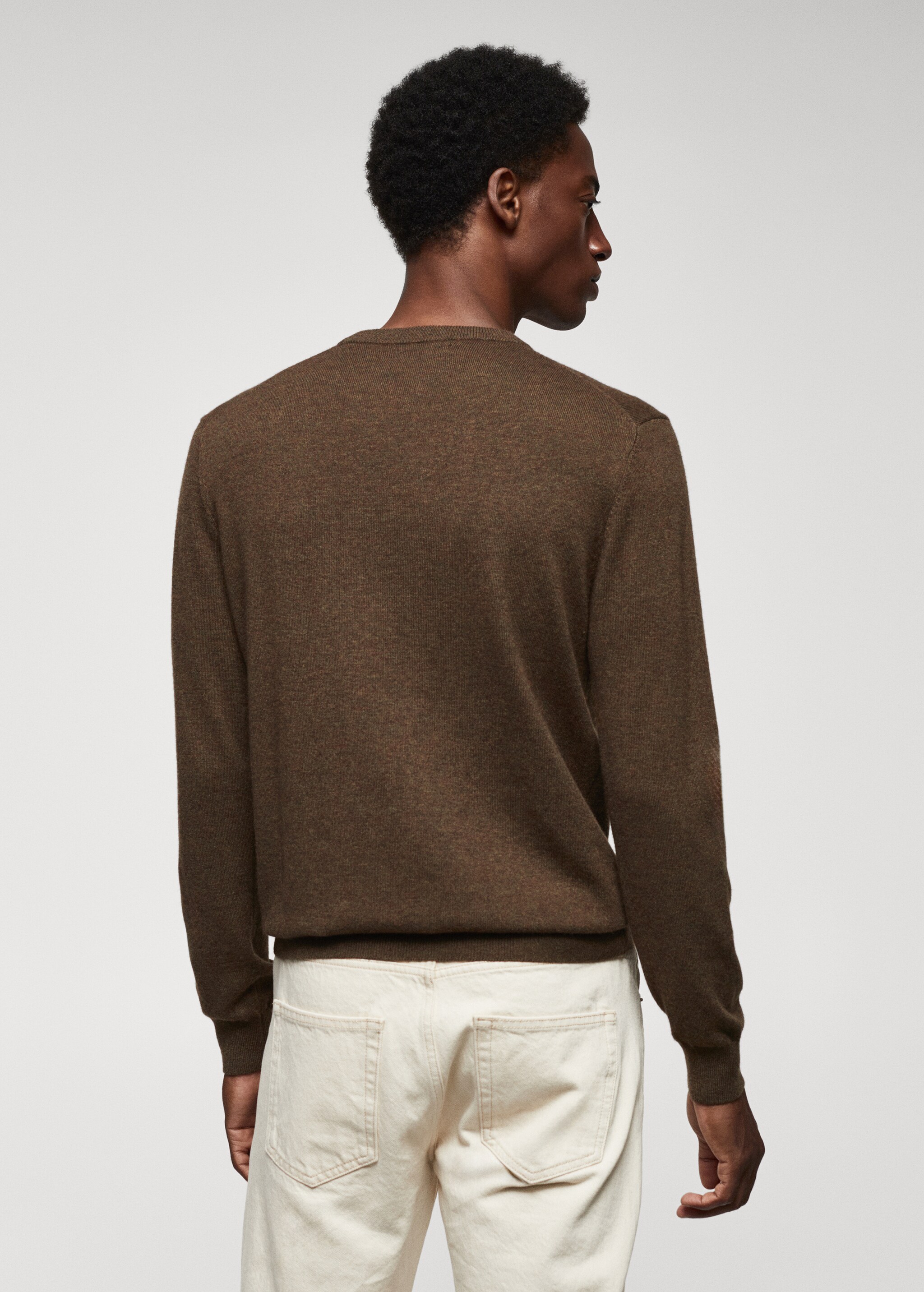 Fine-knit wool-blend sweater - Reverse of the article