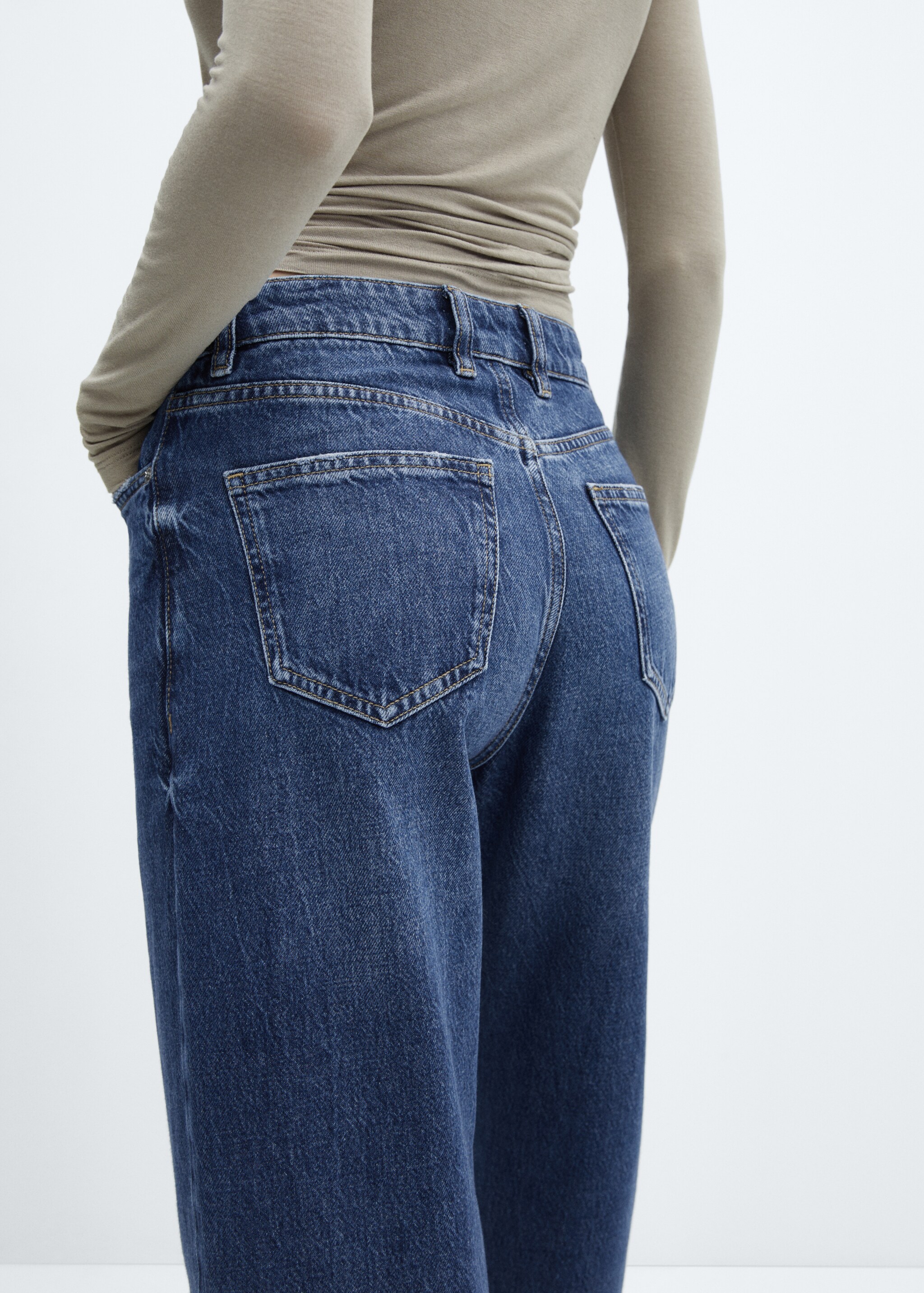 Slouchy Jeans mit hohem Bund - Detail des Artikels 2