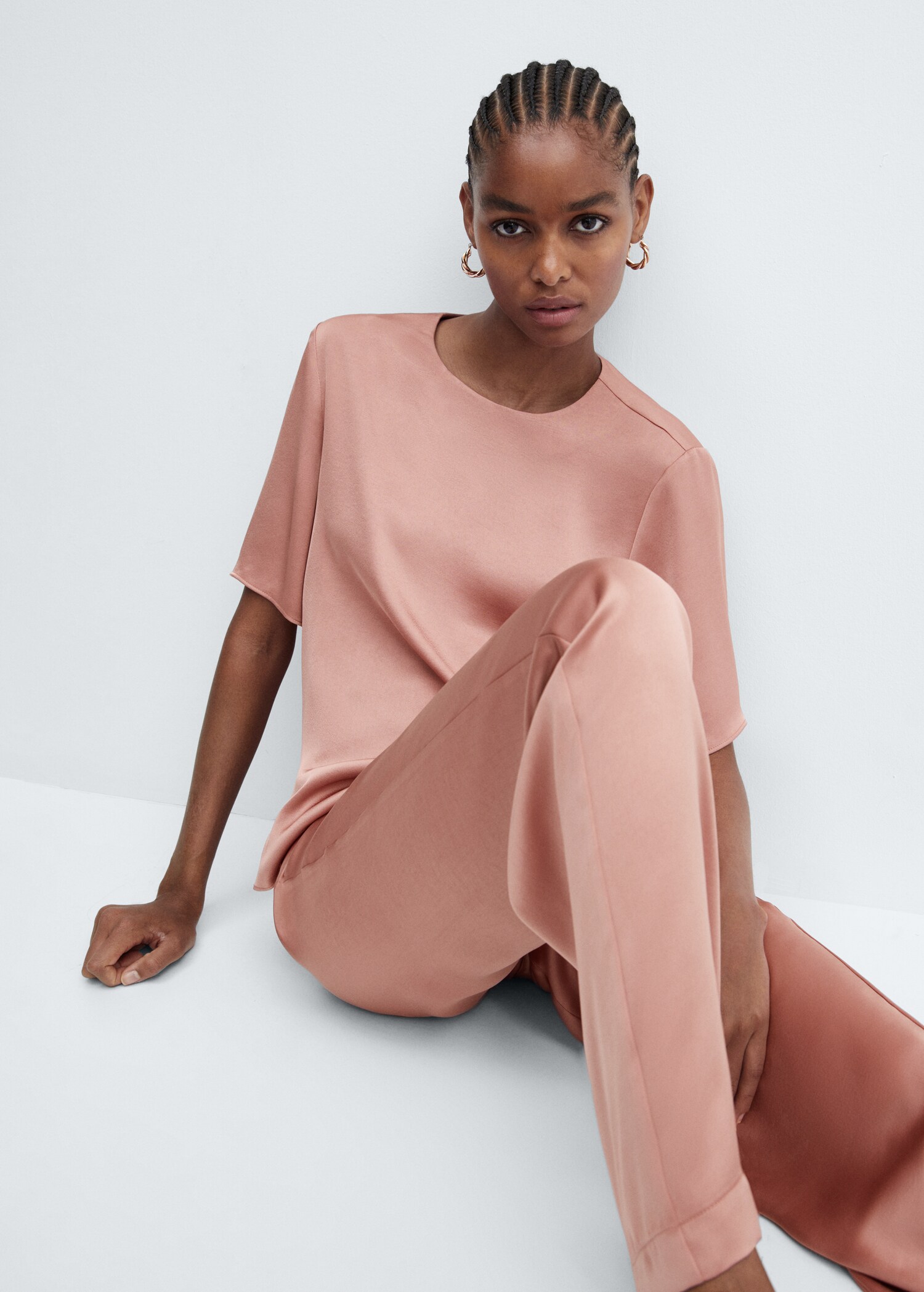Satin pants with elastic waist - Details of the article 2