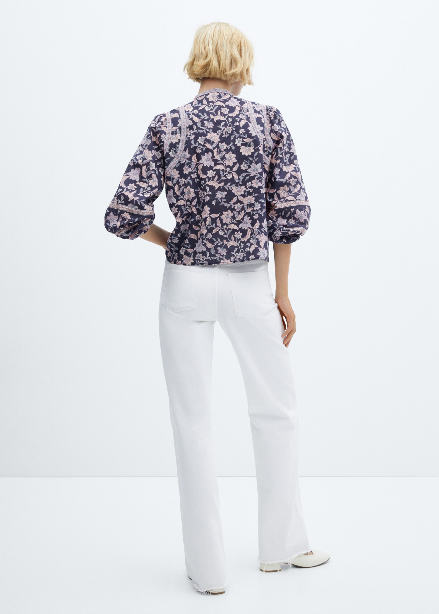 Blusa algodón estampado flores - Reverso del artículo