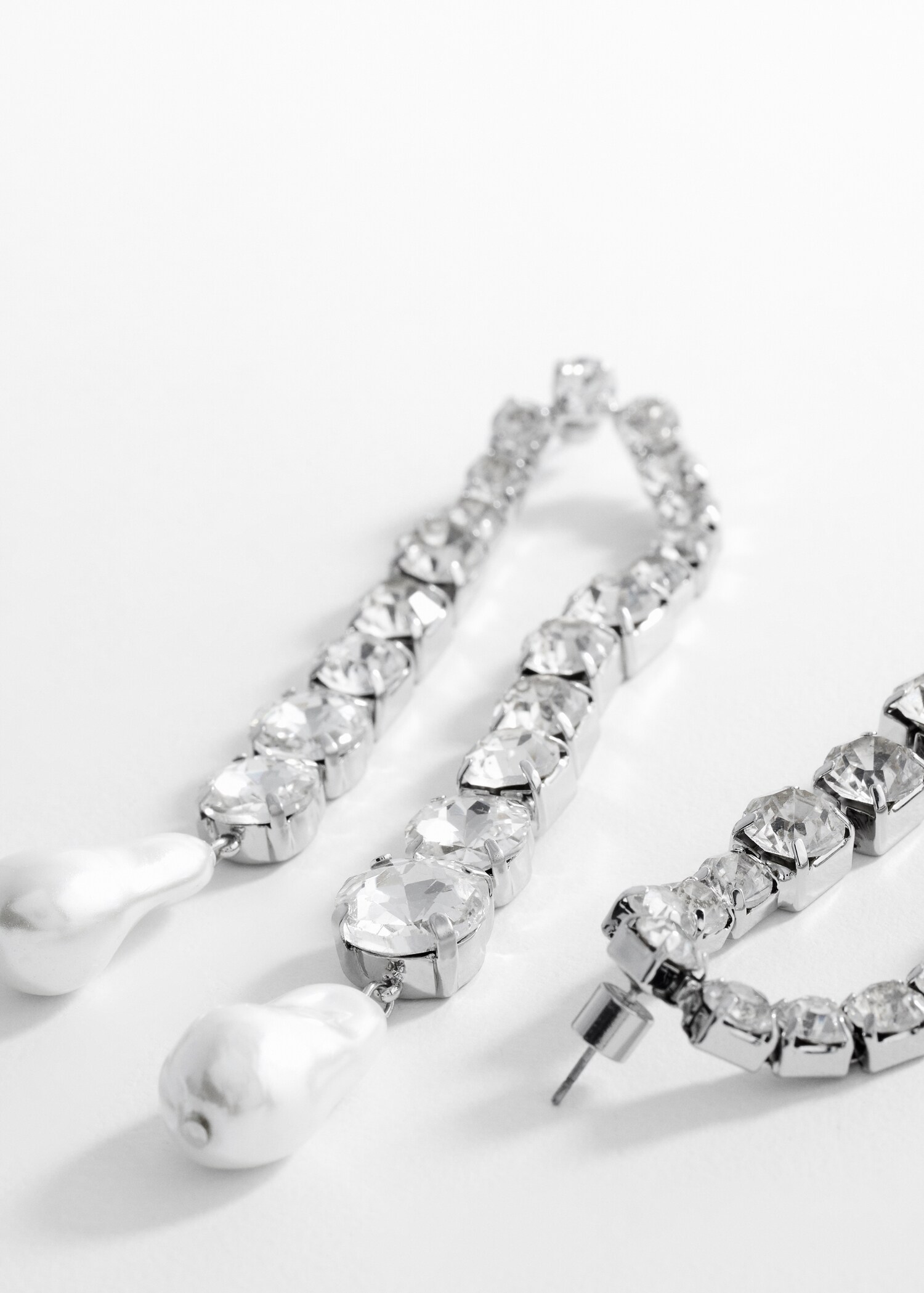 Pendant crystals earrings - Details of the article 1