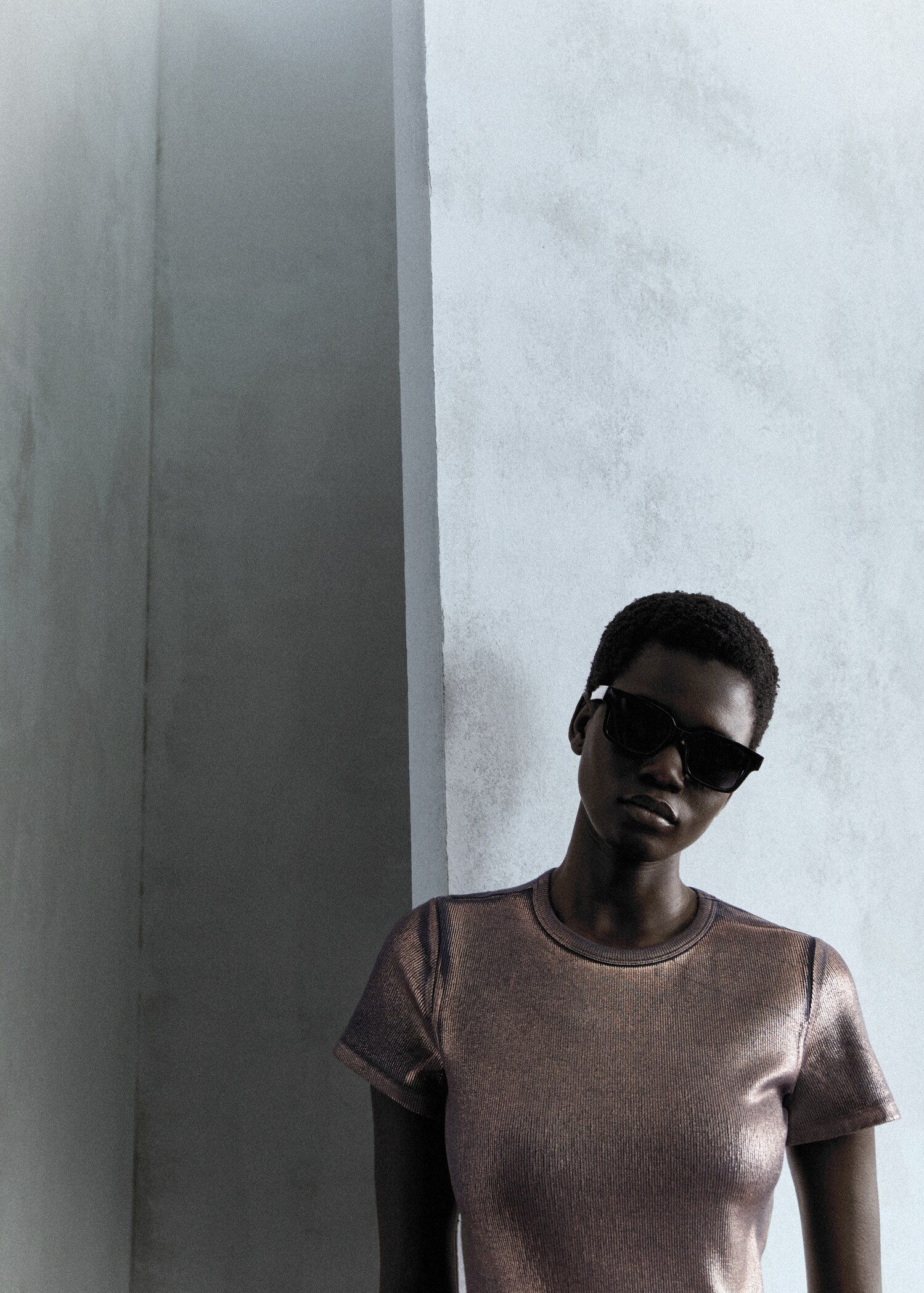 Foil short-sleeved t-shirt - Details of the article 6