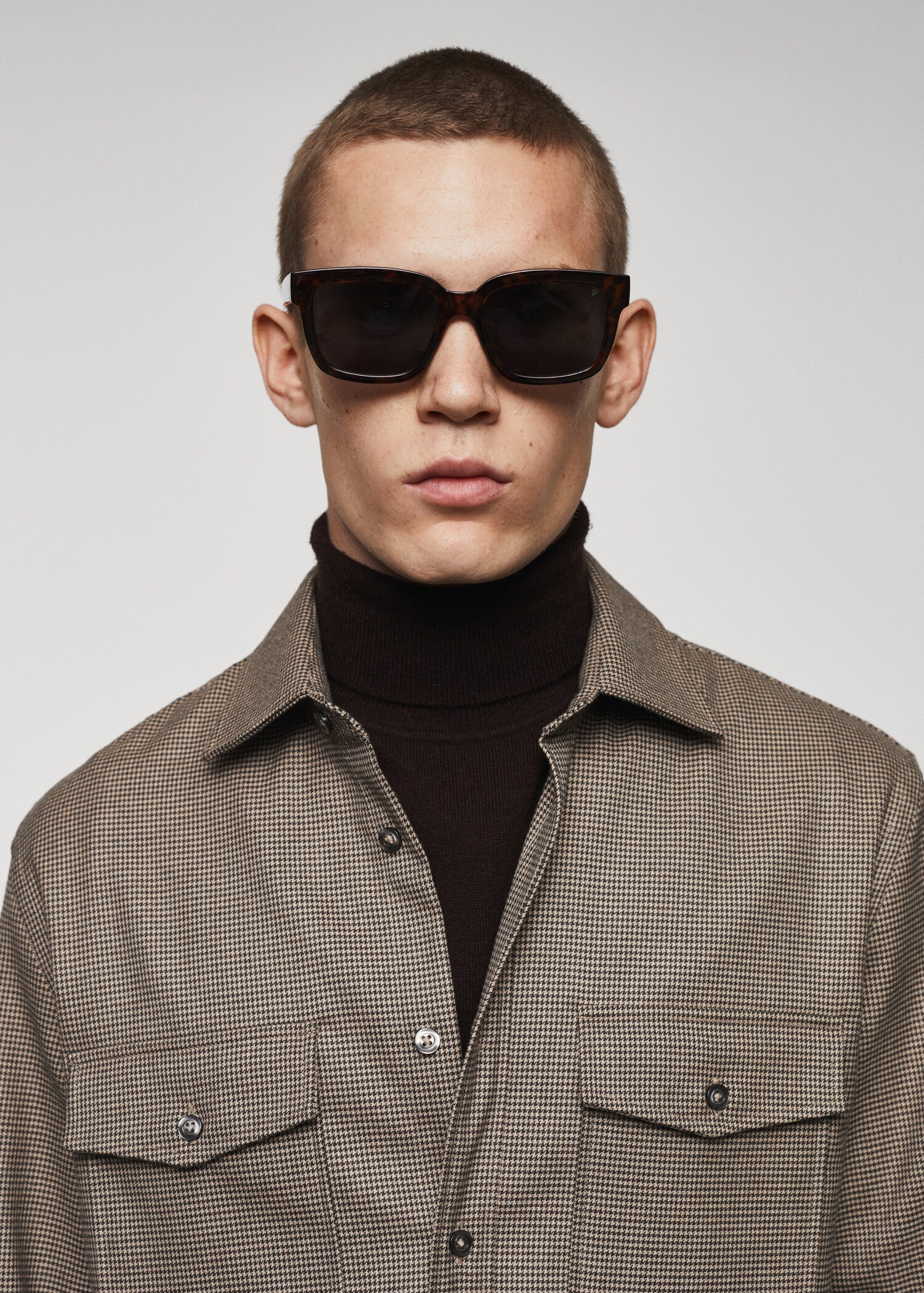 Pocketed cotton overshirt - Details of the article 1