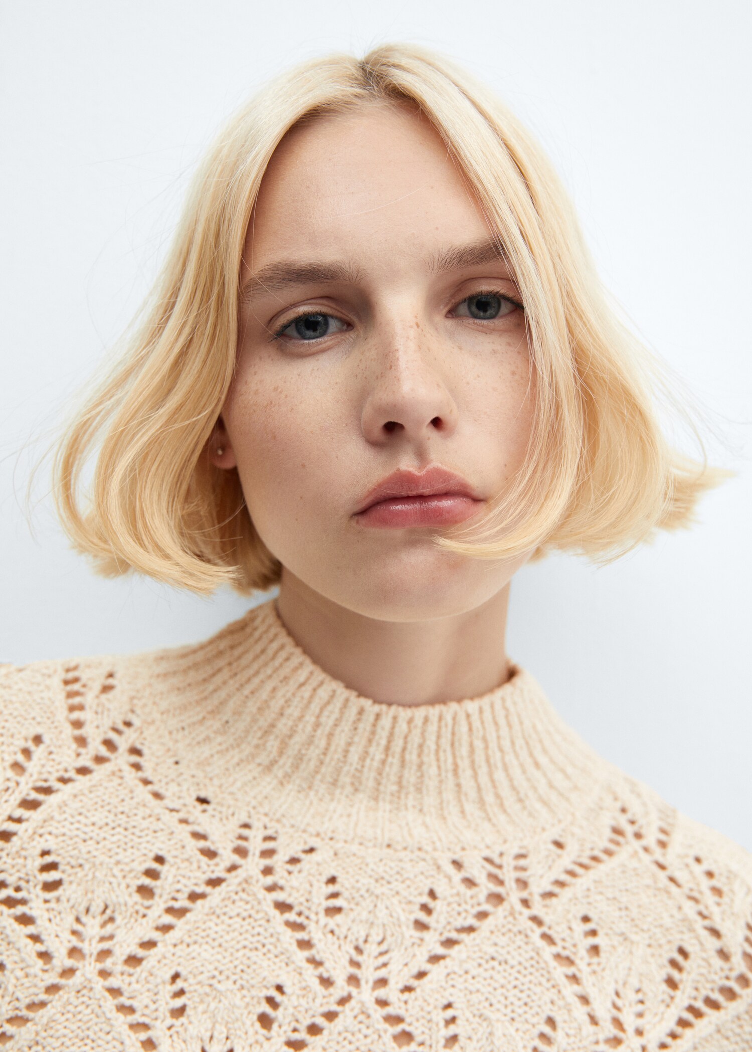 Open work-detail sweater - Details of the article 1