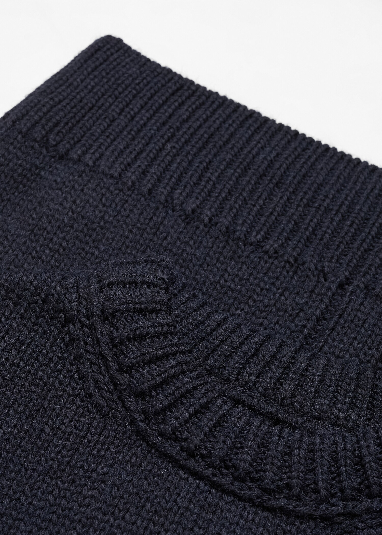 Puffed-sleeved wool sweater - Details of the article 8