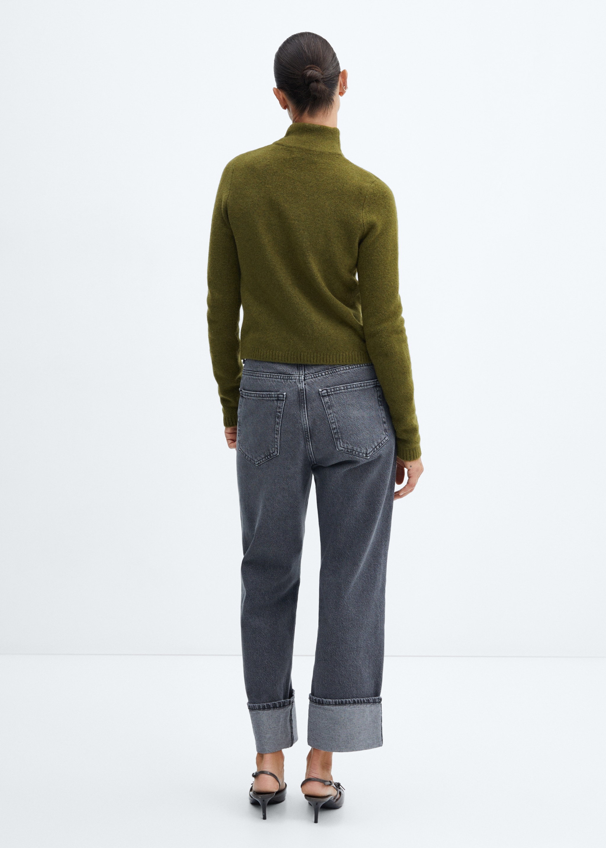 Turtleneck knit sweater - Reverse of the article