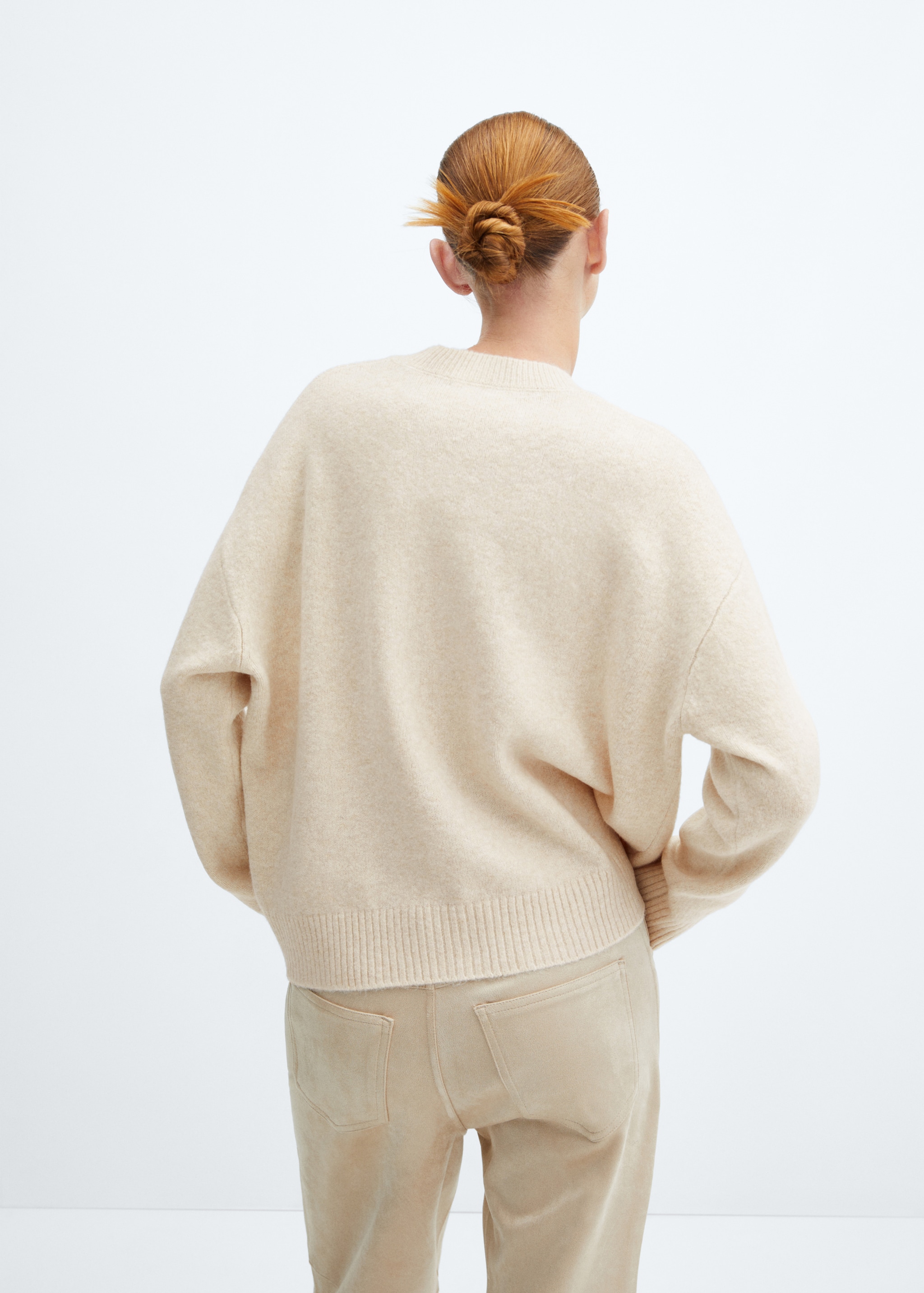 Round-neck knitted sweater  - Achterkant van het artikel