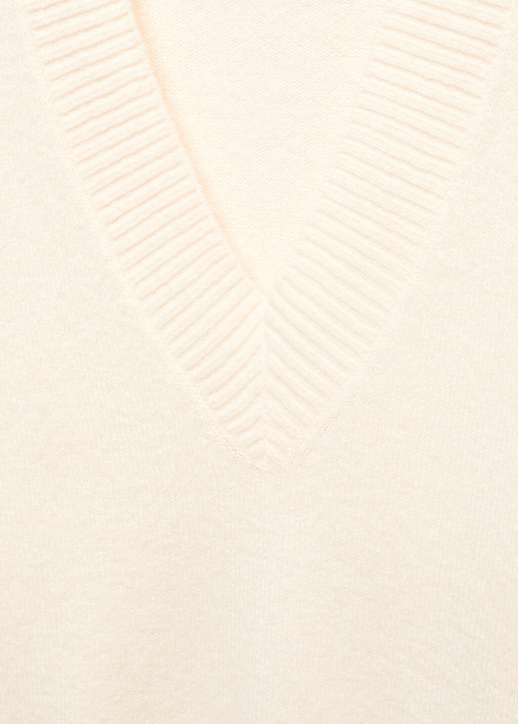 Oversized V-neck sweater | MANGO China