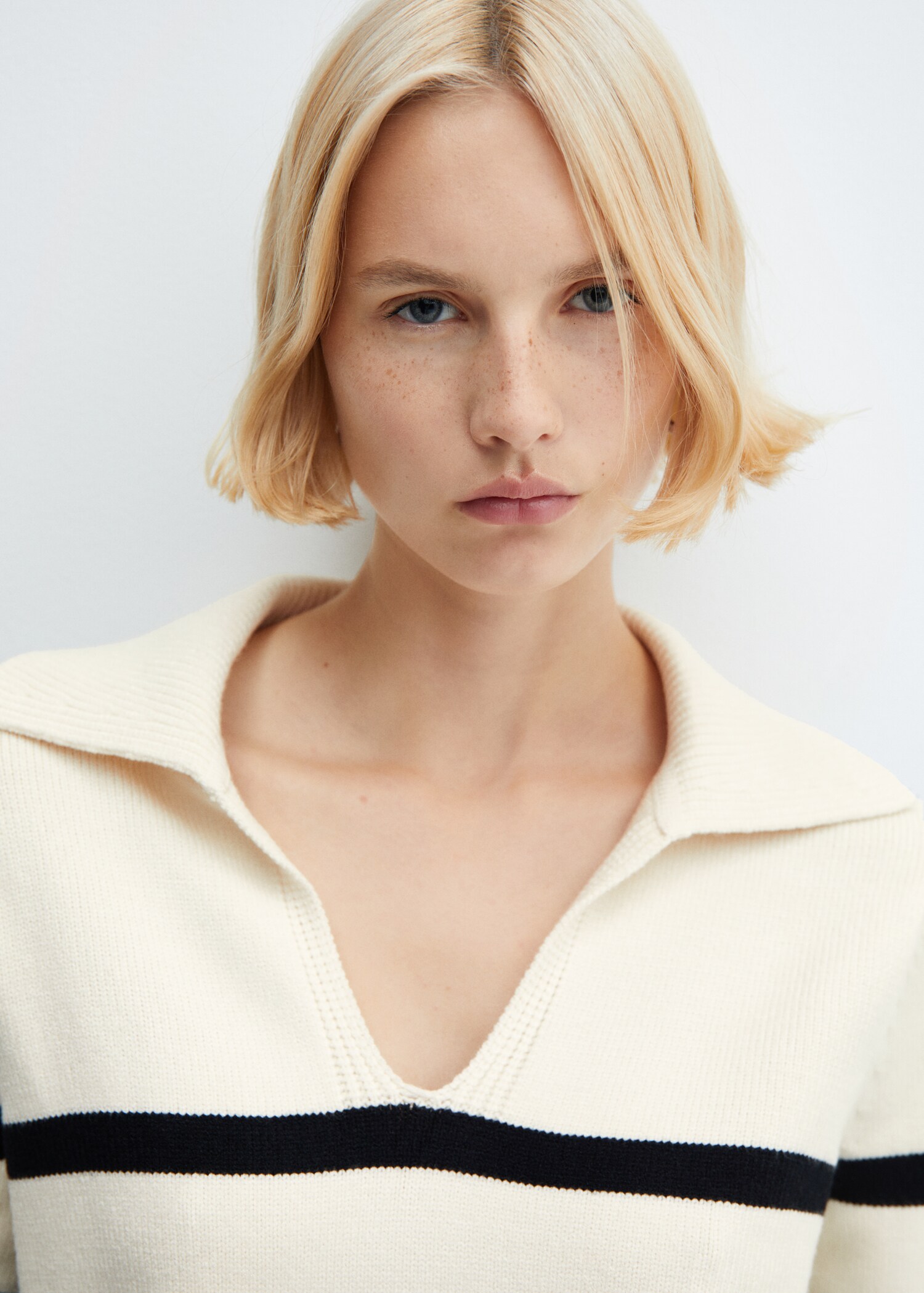 Striped polo-neck sweater - Details of the article 1