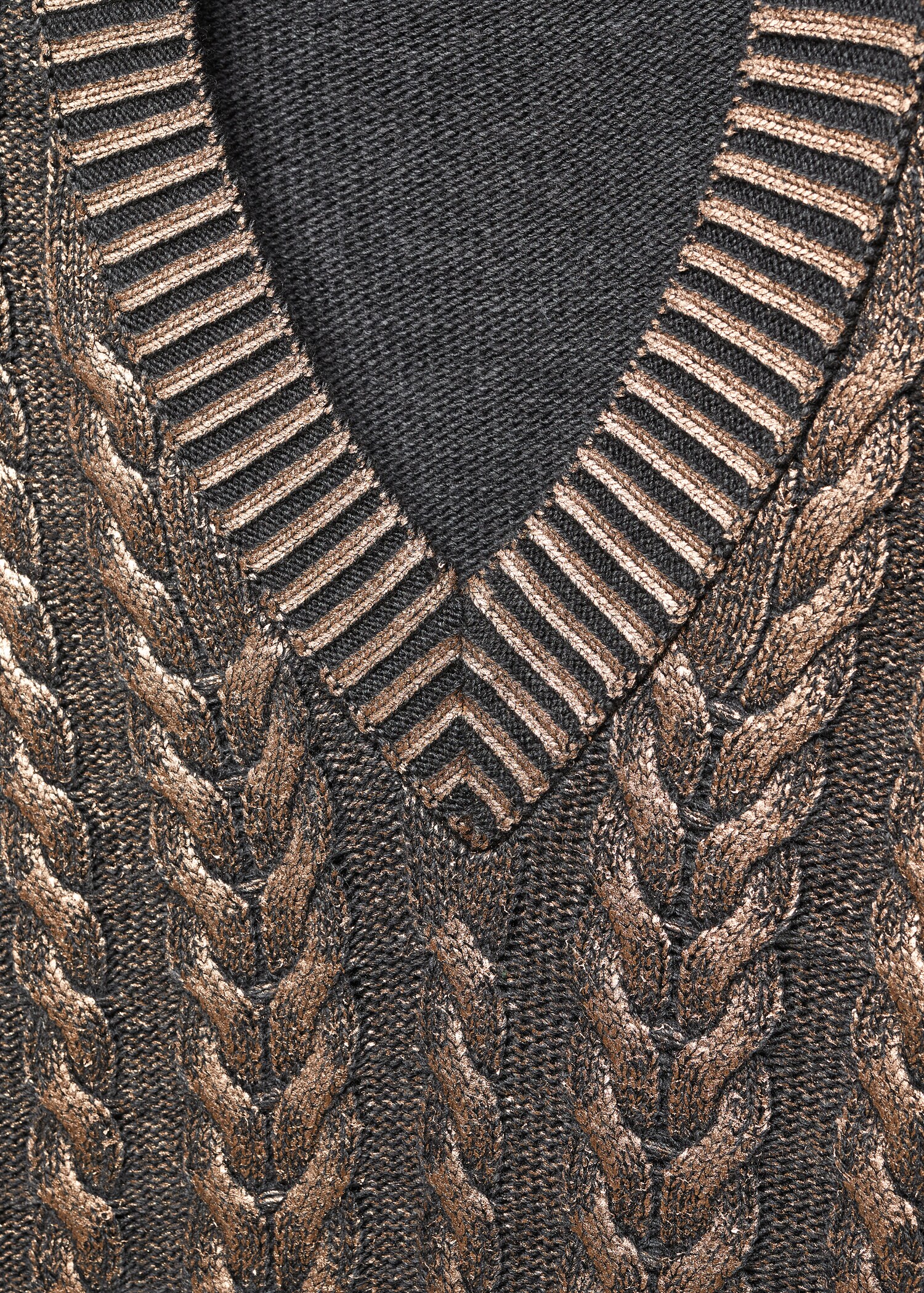 Pullover mit V-Ausschnitt Foil - Detail des Artikels 8