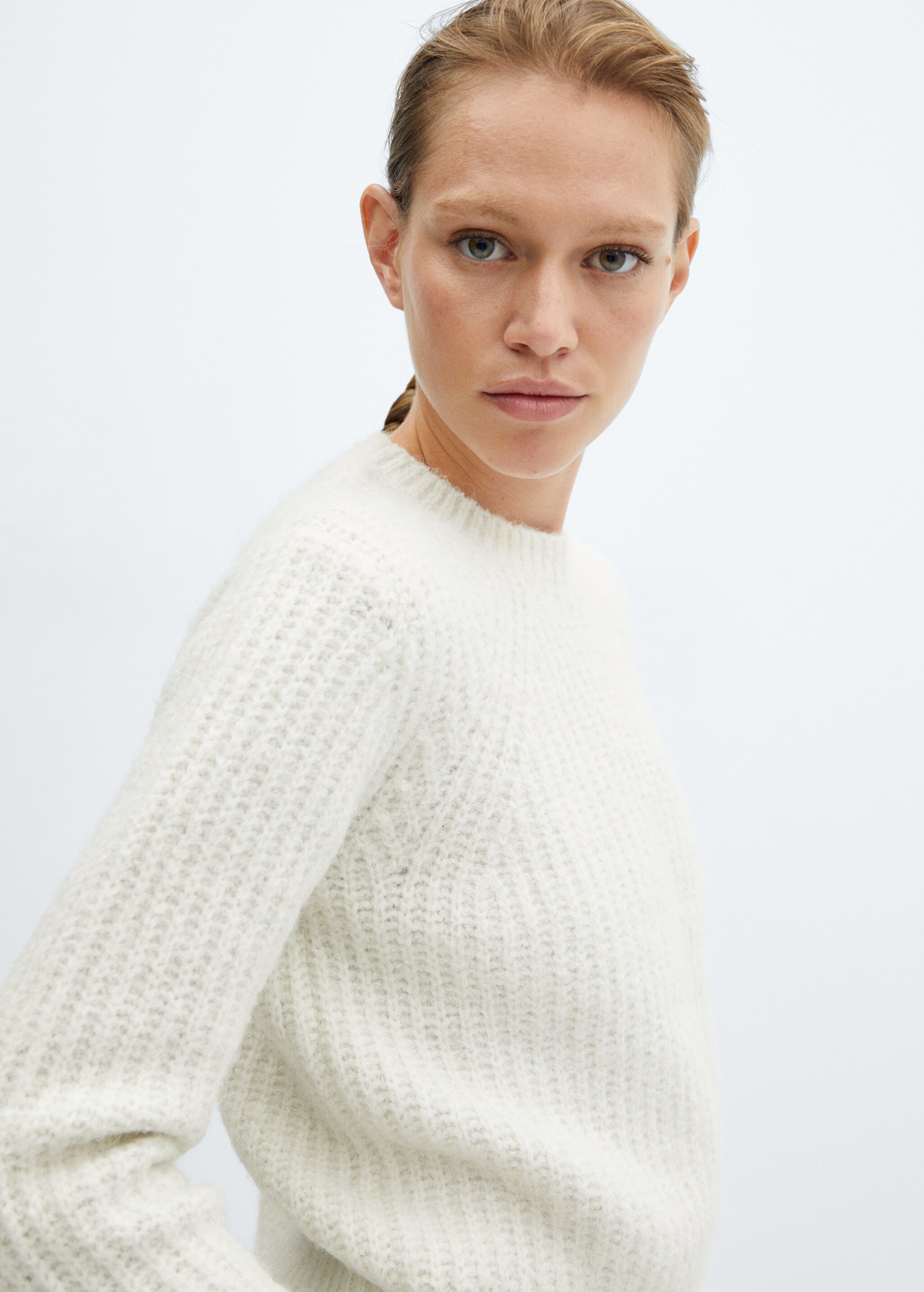 Round-neck knitted sweater  - Details of the article 1