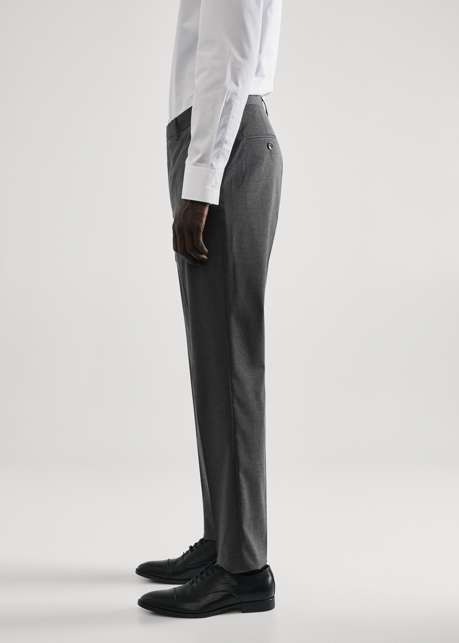 Pantaloni completo slim-fit tessuto comfort stretch - Dettaglio dell'articolo 2