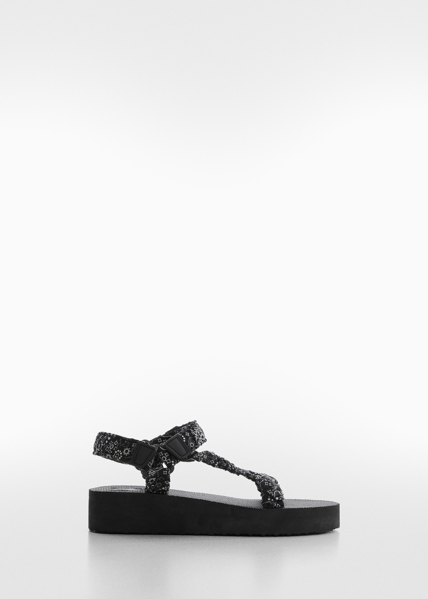 Platform strap sandals - Article without model
