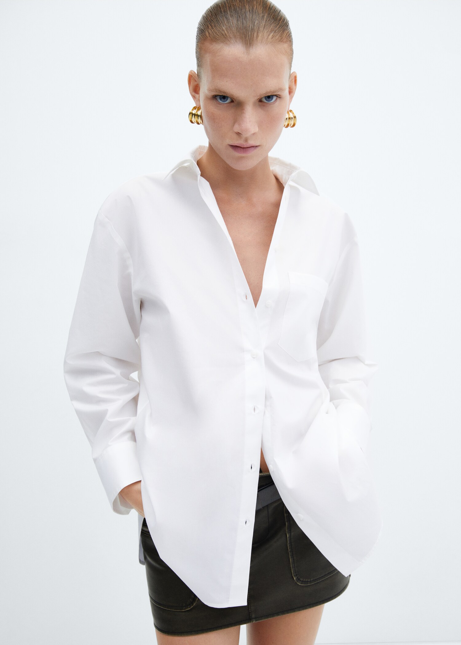 Oversized-Hemd mit Tasche - Mittlere Ansicht