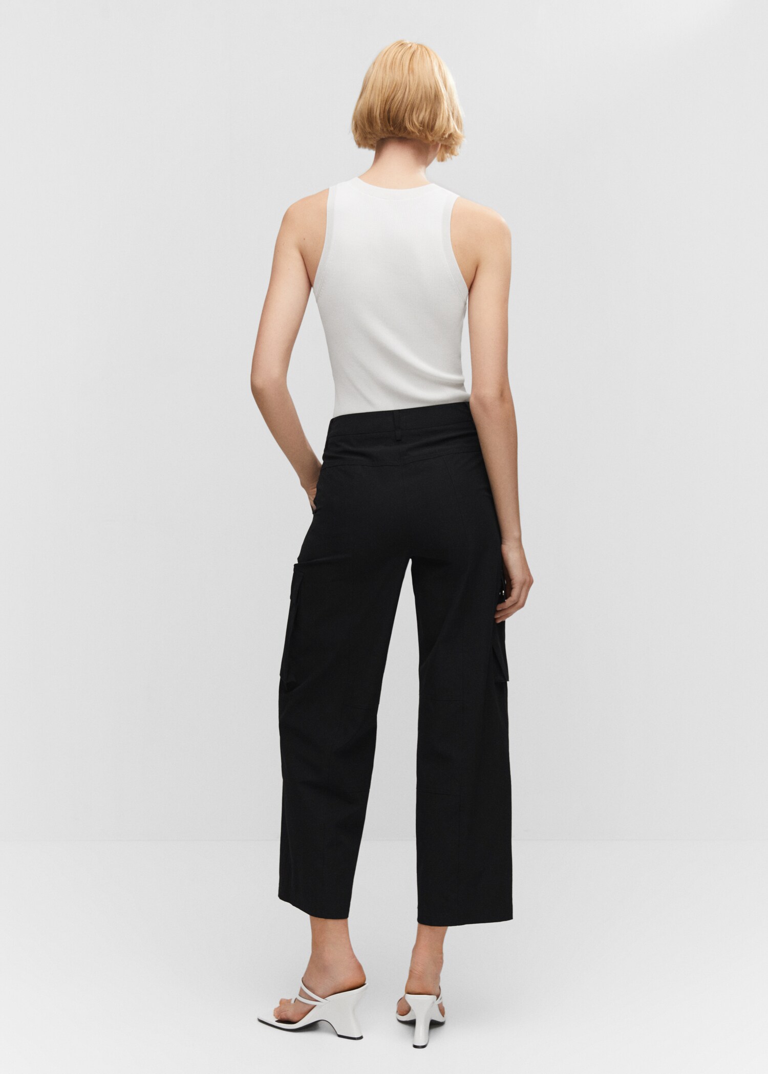 Ribbed knit top - Reverse of the article