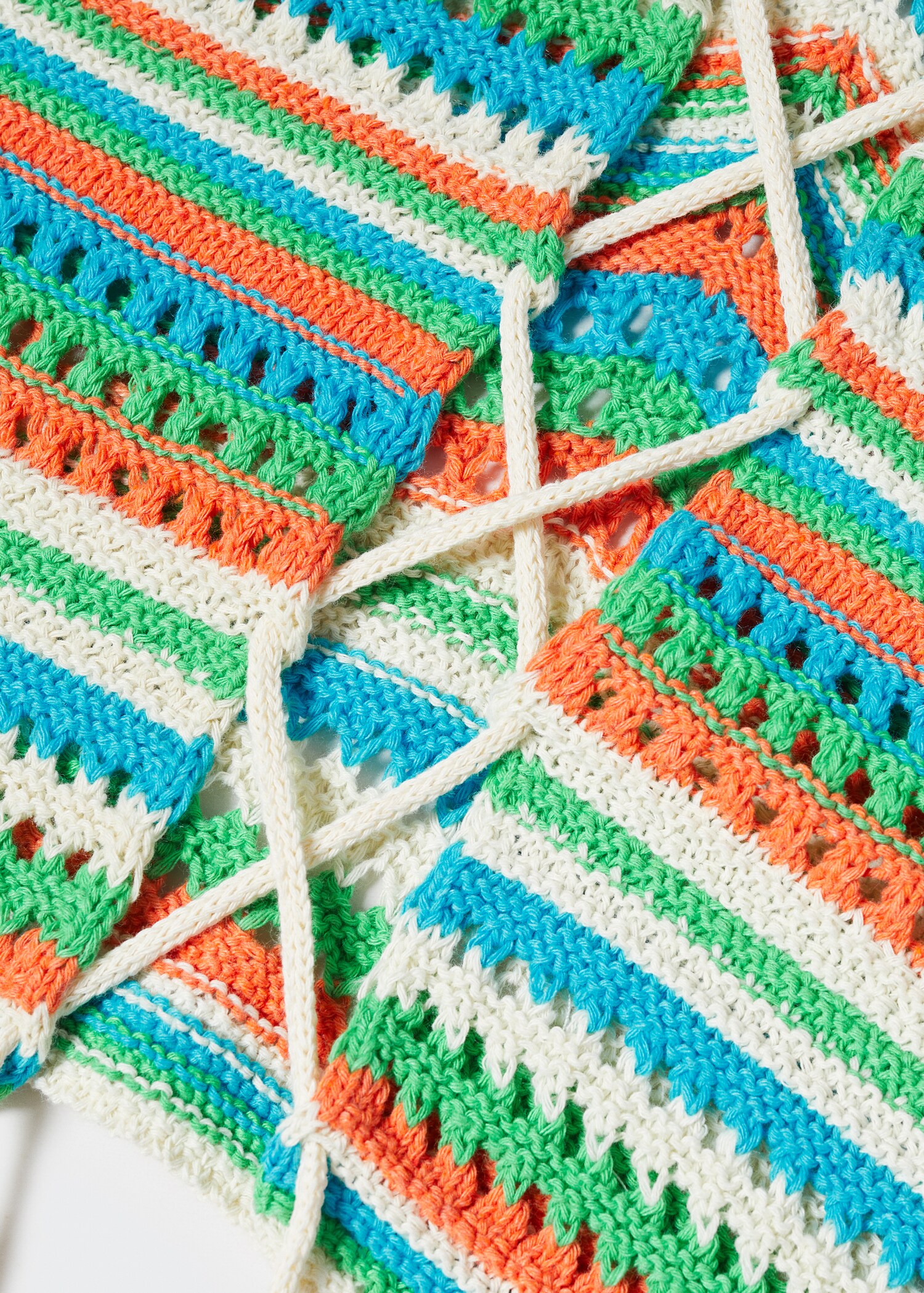 Halter neck crochet top - Details of the article 8